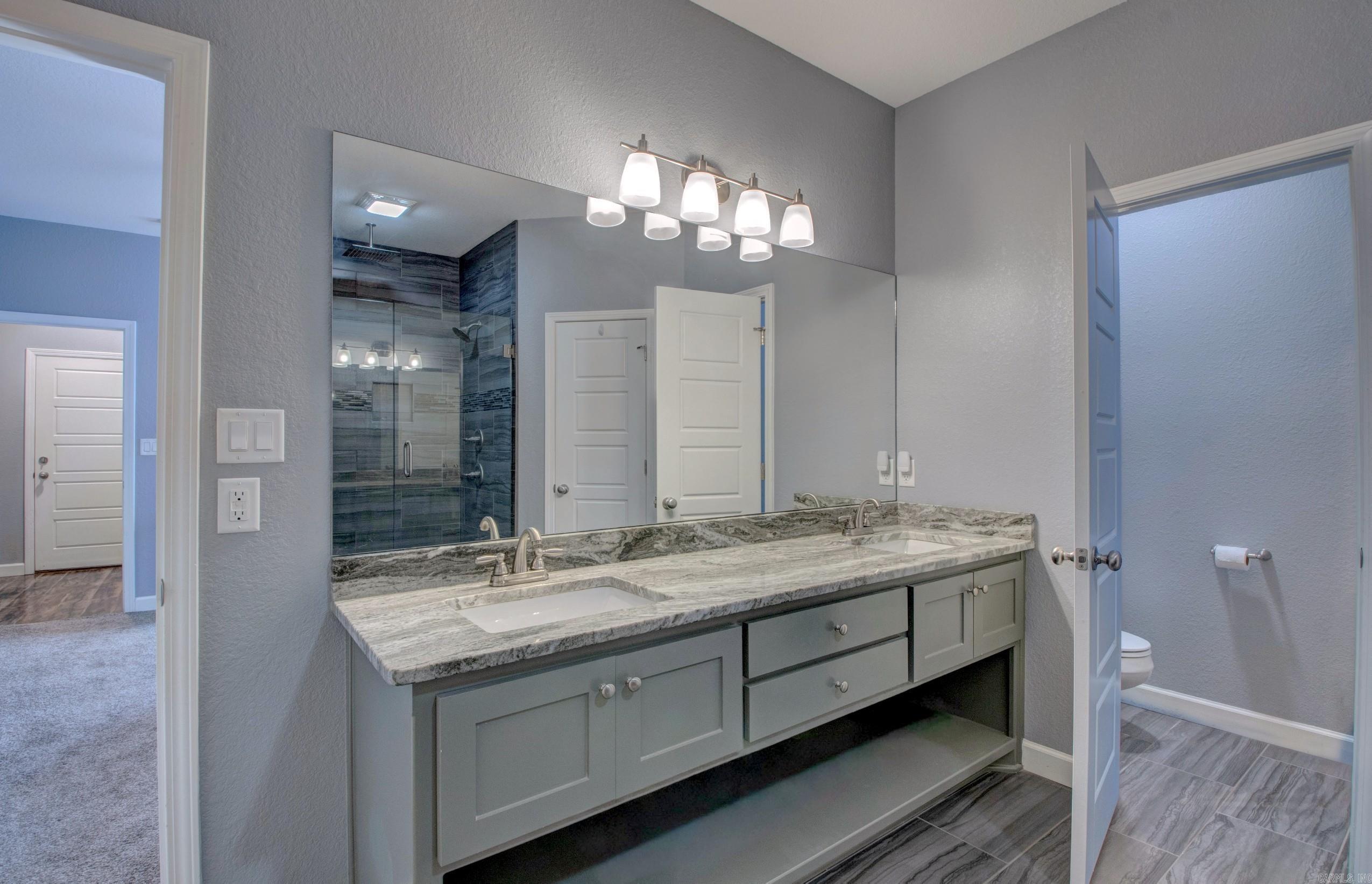 RICHLAND HILLS - Residential