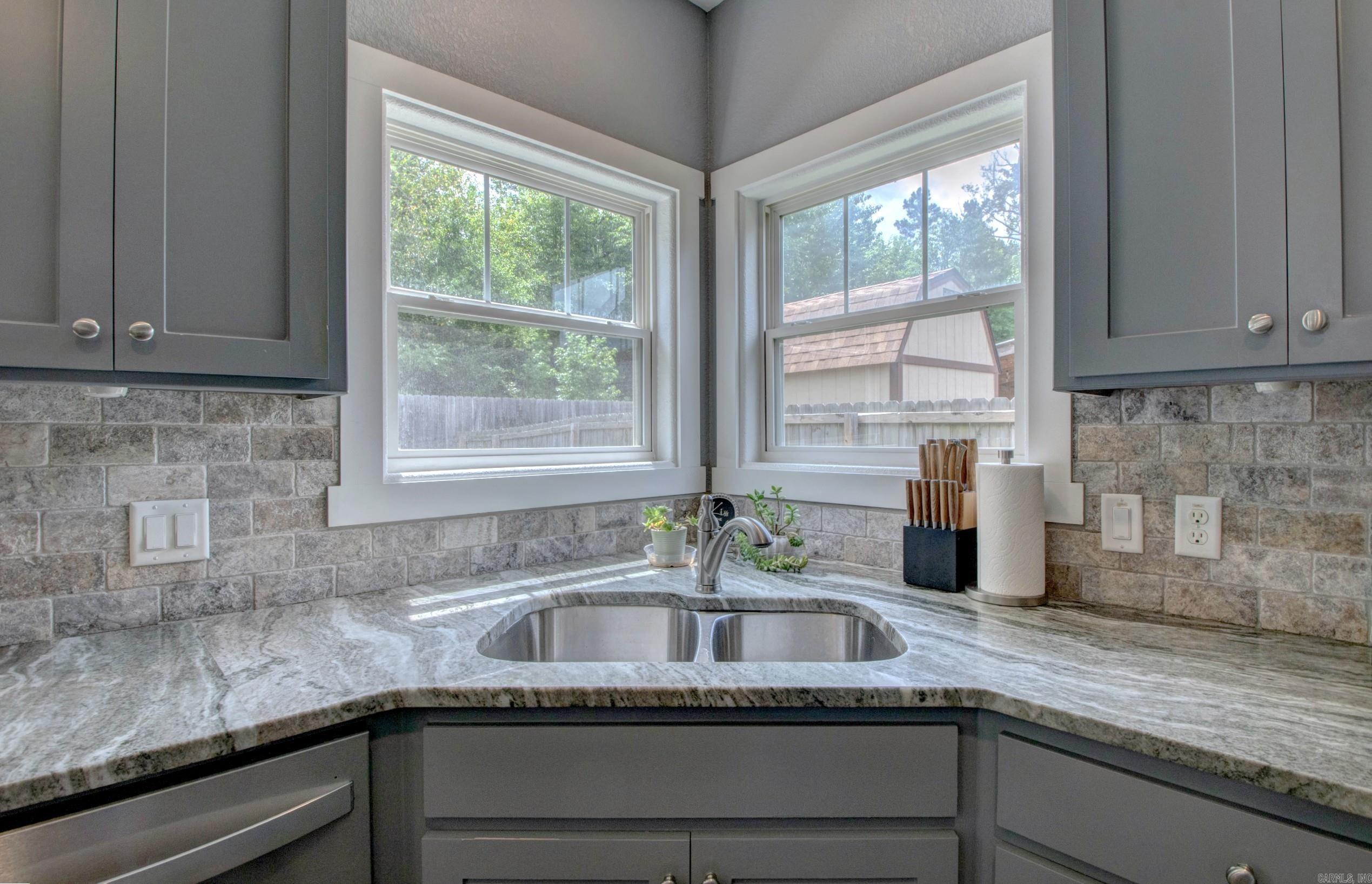 RICHLAND HILLS - Residential