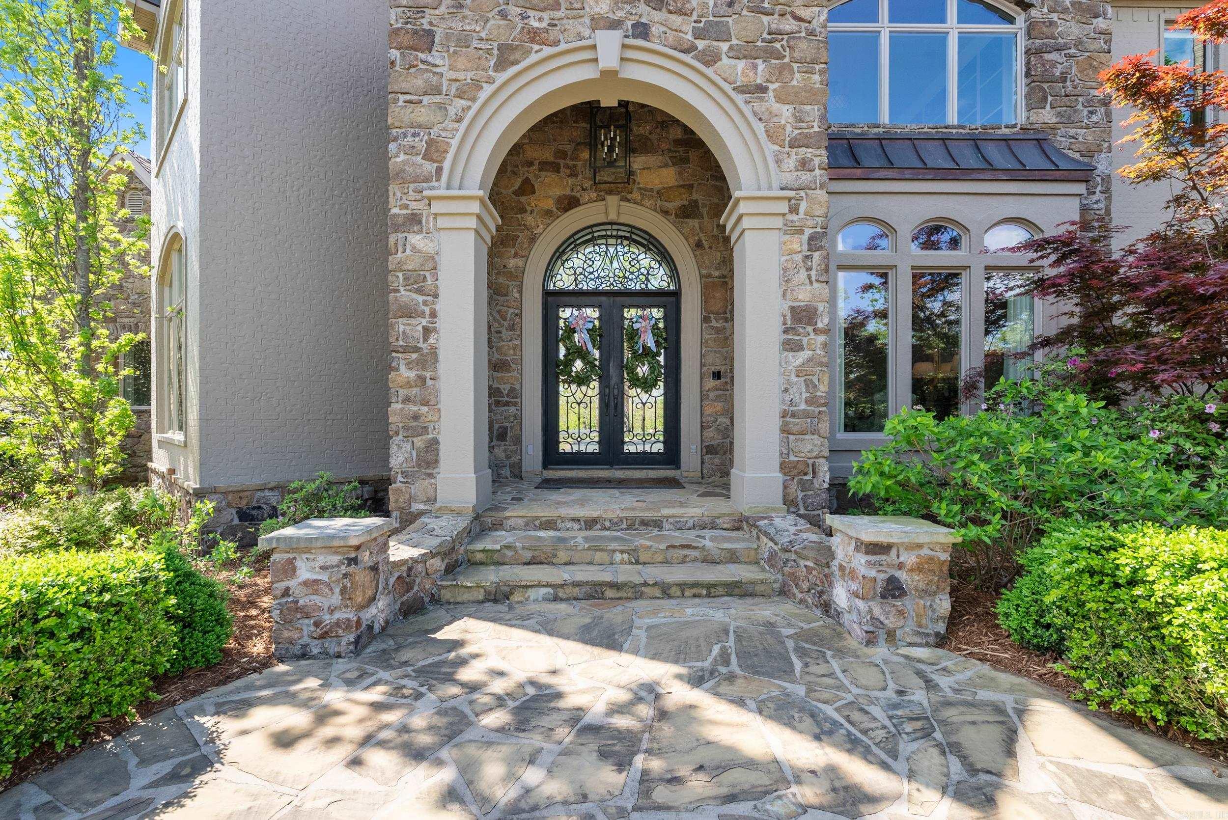MAJESTIC VALLEY - Residential