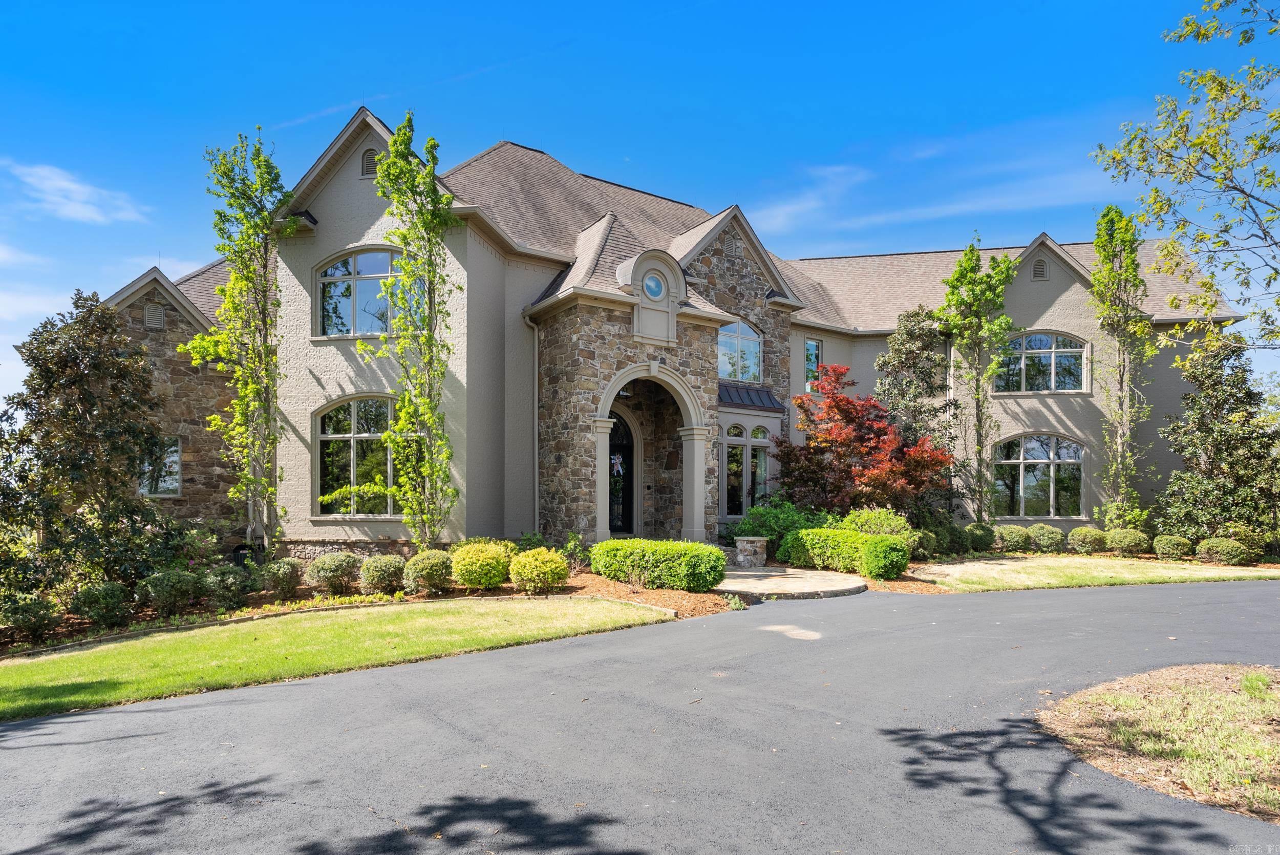 MAJESTIC VALLEY - Residential