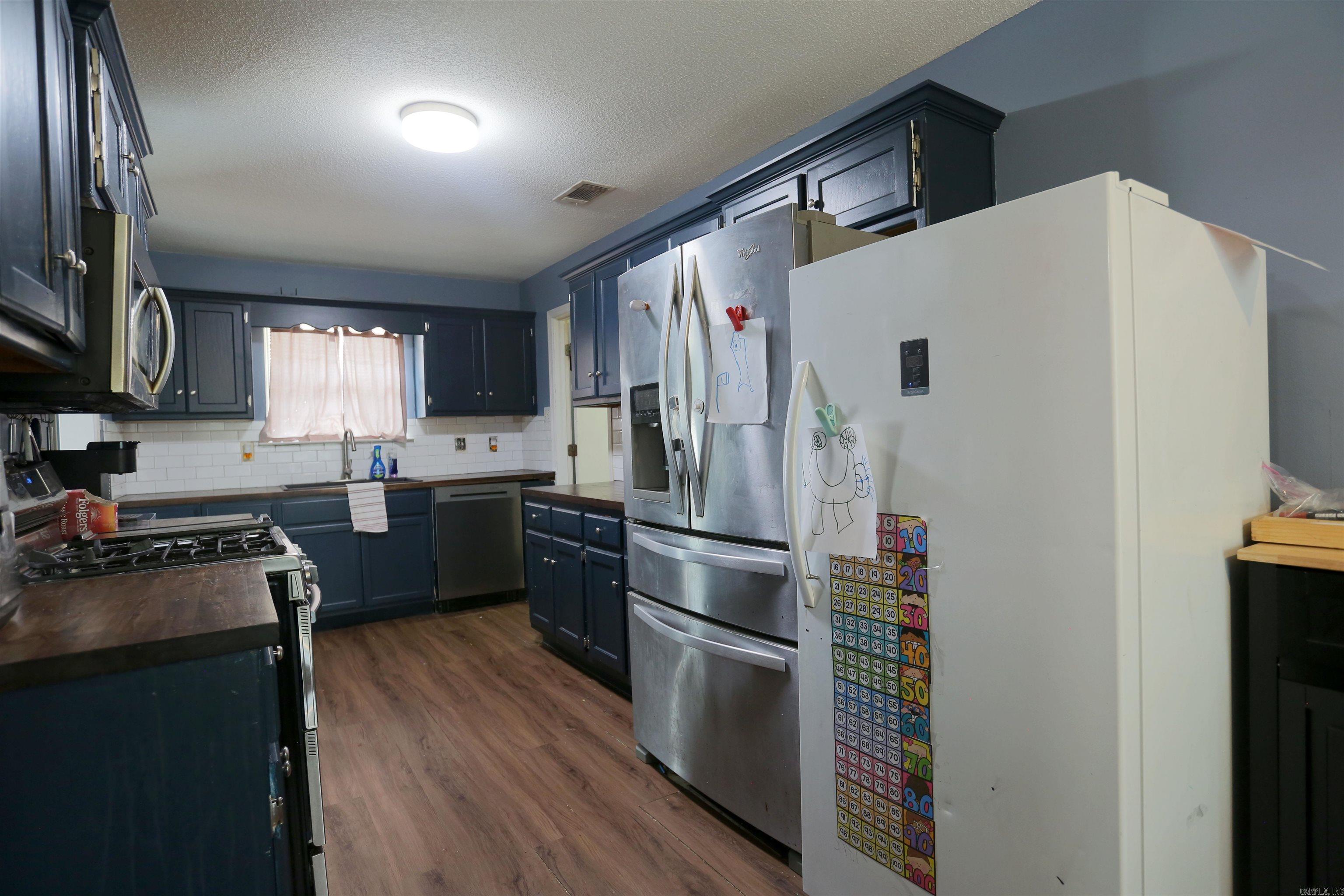 DEER CREEK - Residential
