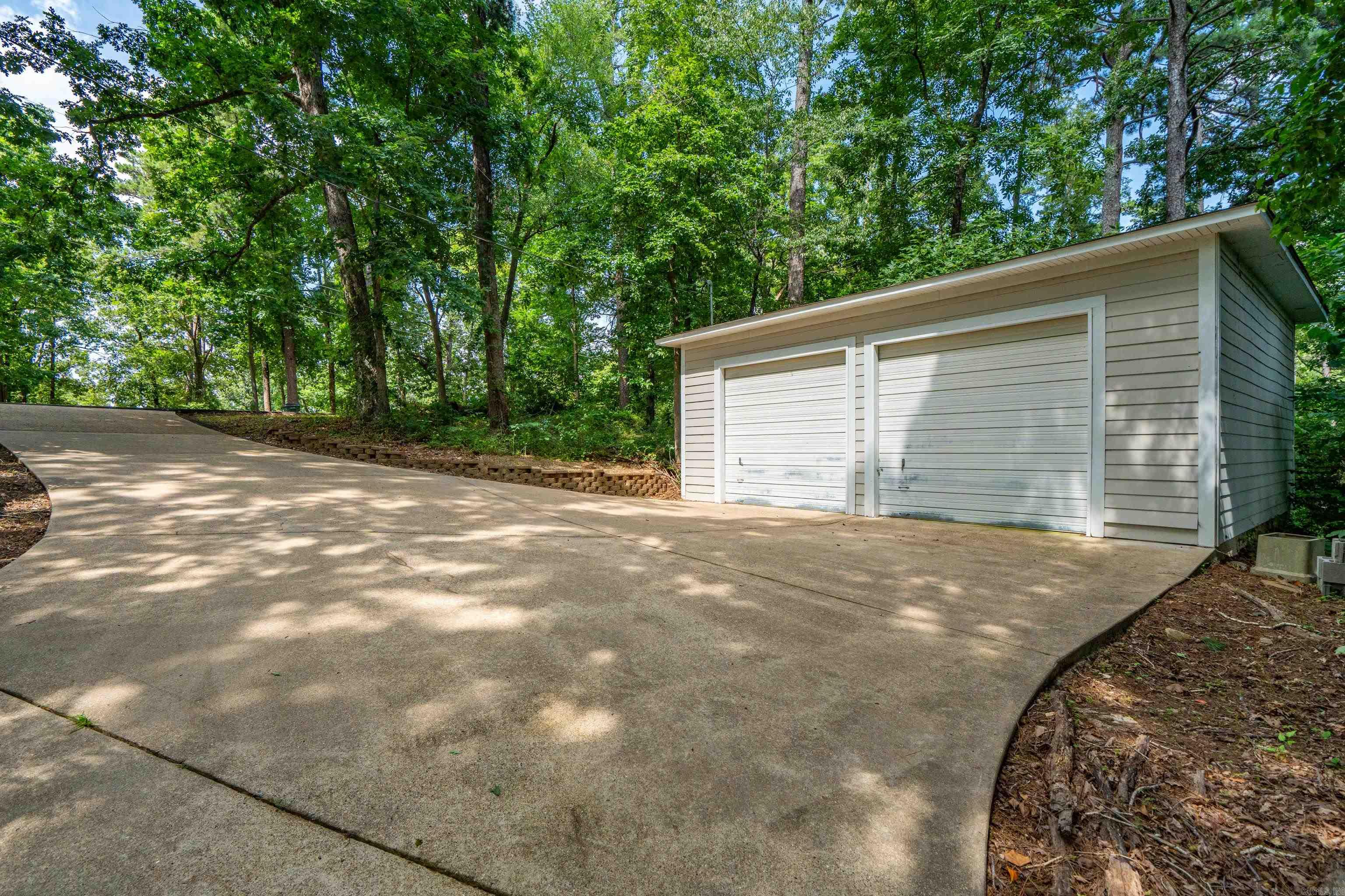 Quinns Lake Park - Residential