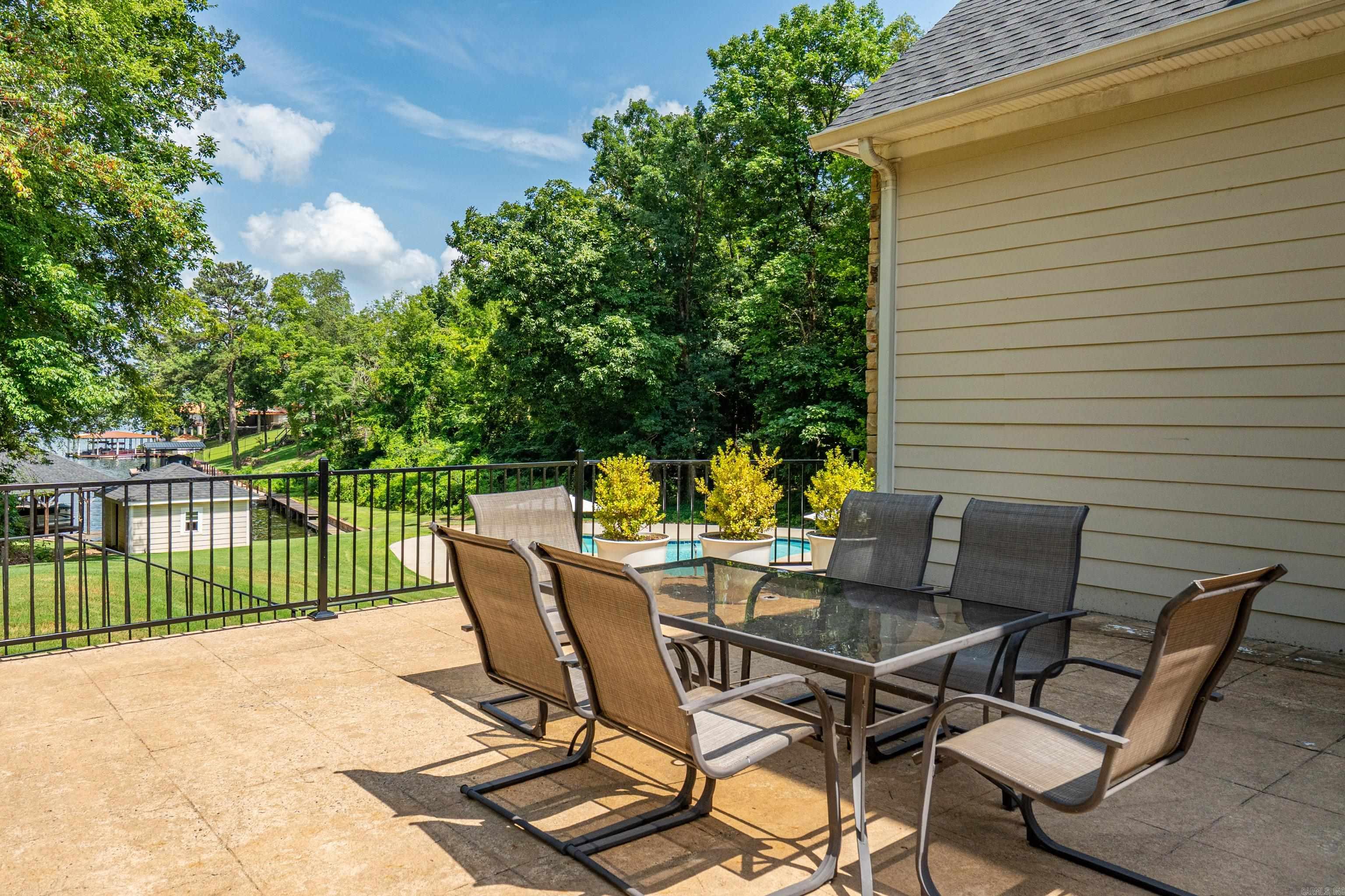 Quinns Lake Park - Residential