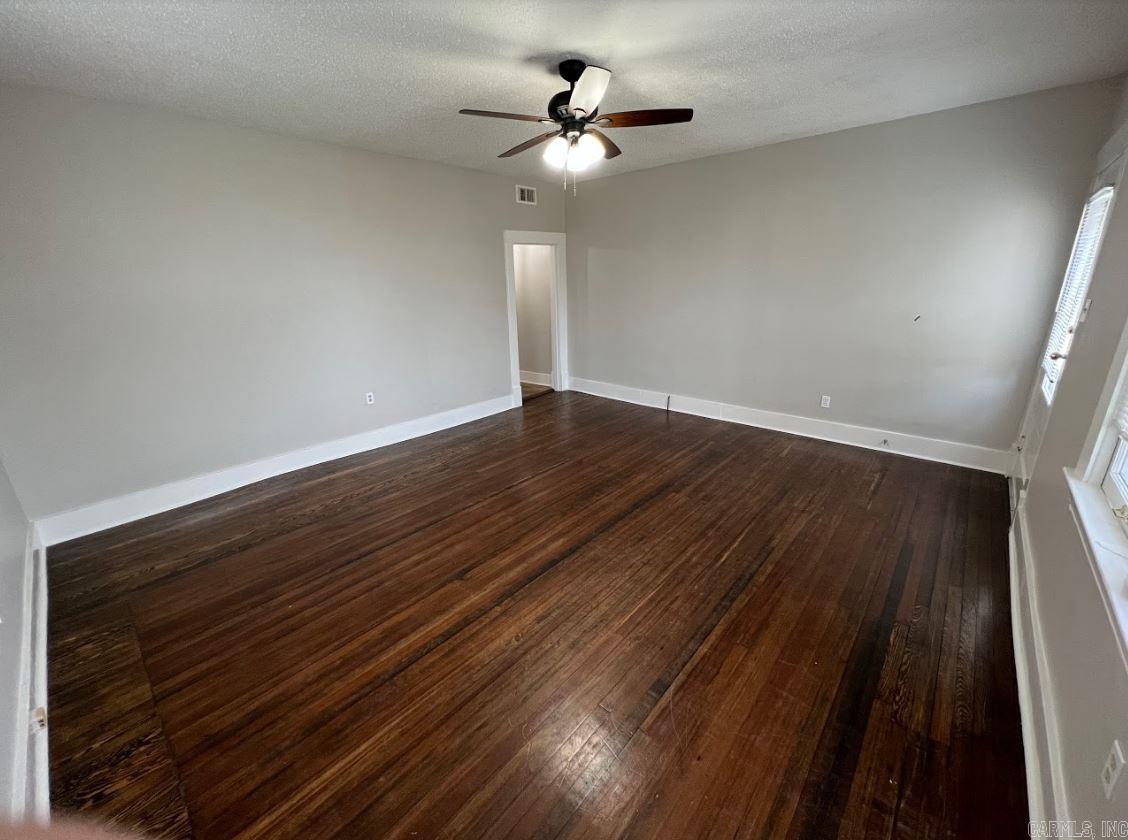 Beautiful, spacious one bedroom apartment with large front porch. Only minutes from various shops and restaurants in Hillcrest. Electric and gas appliances. Washer and dryer hookup. Enclosed storage available. Tenant pays utilities. Parking on premises.  Deposit same as rent.