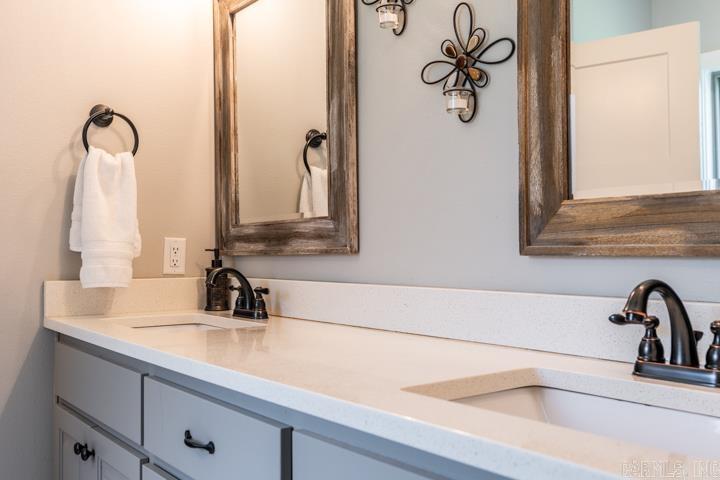 DAWSONS POINTE - Residential