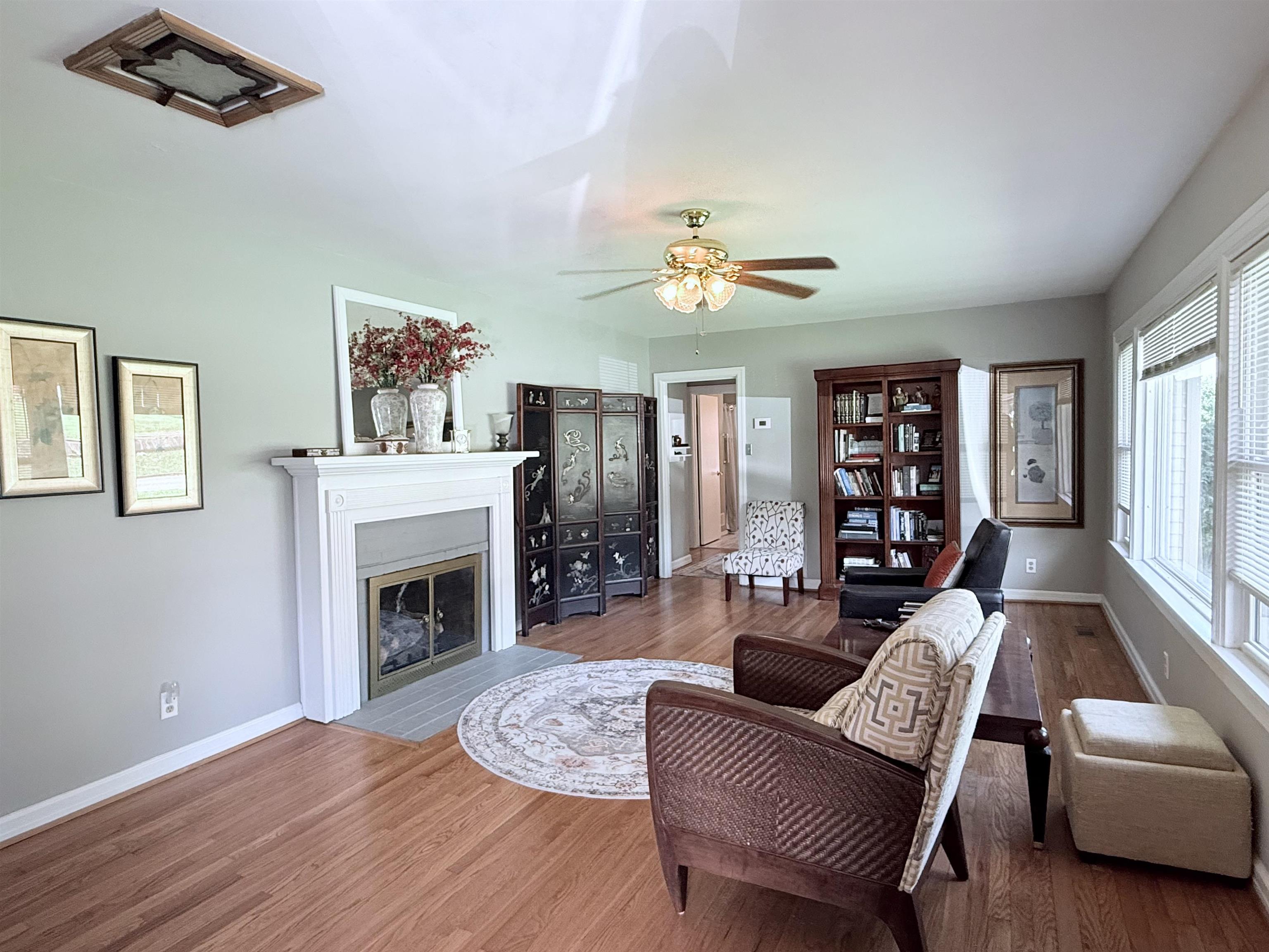 MAMMOTH SPRING ORIGINAL - Residential
