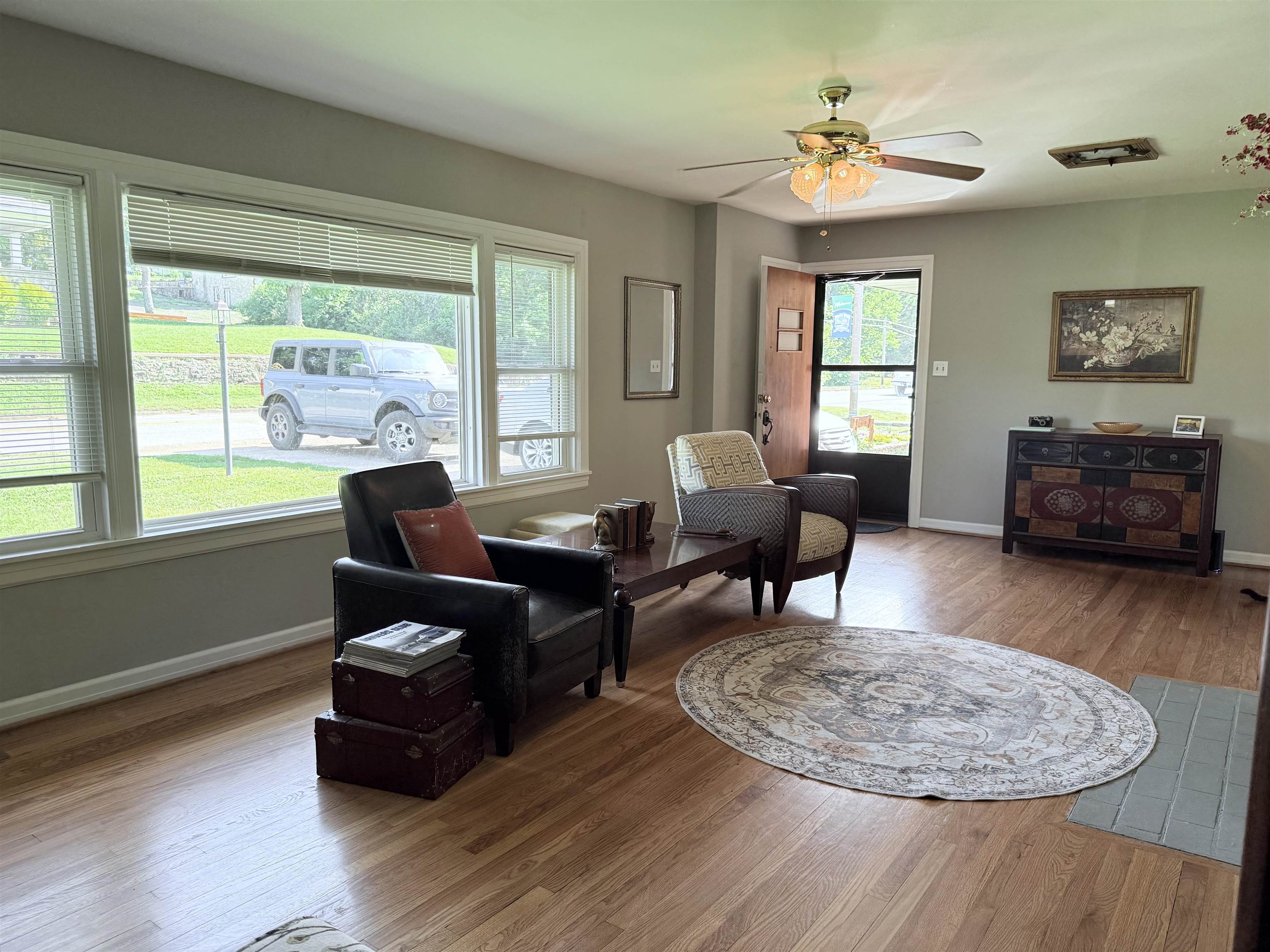 MAMMOTH SPRING ORIGINAL - Residential