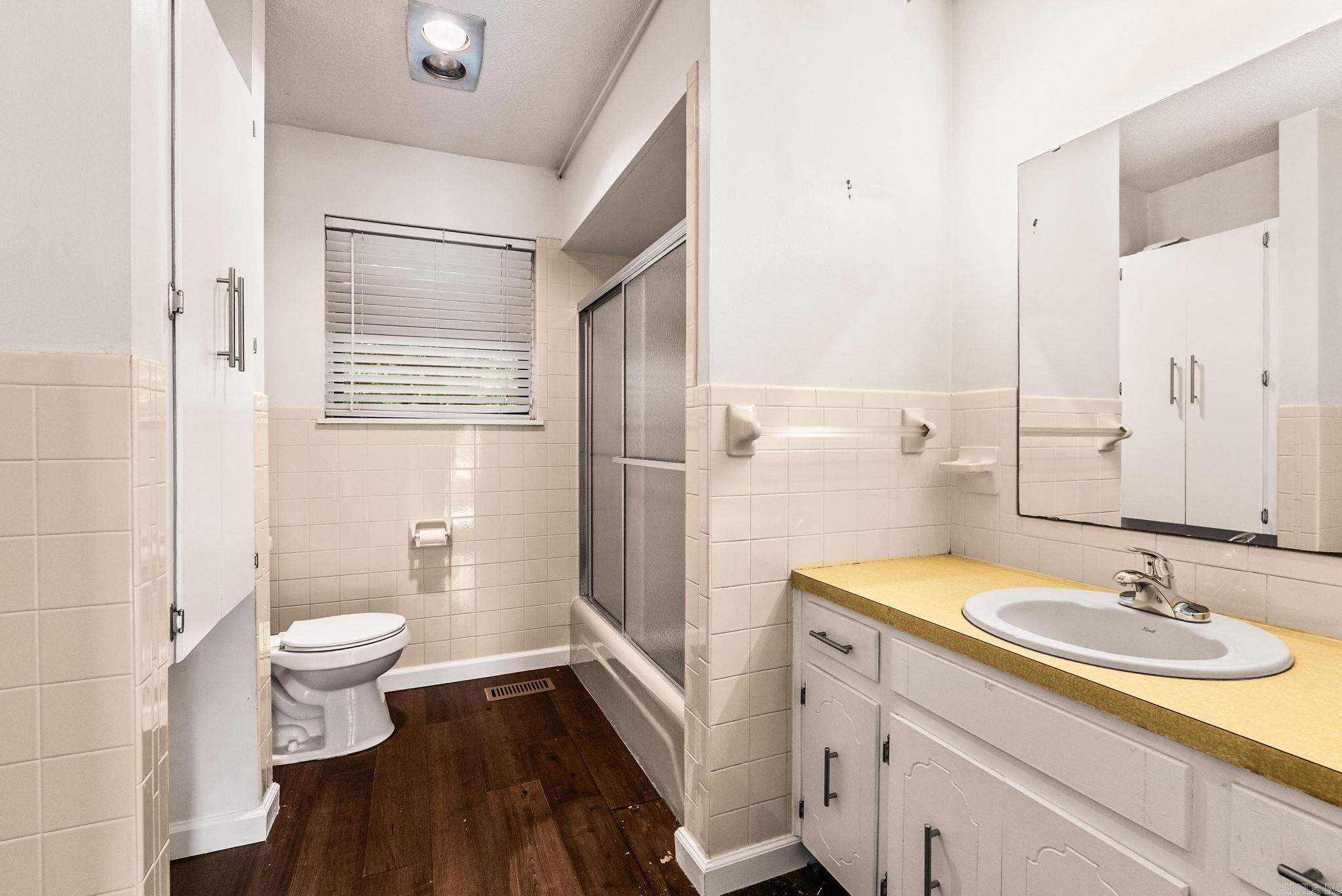 BROWN ADD TO JACK - Residential