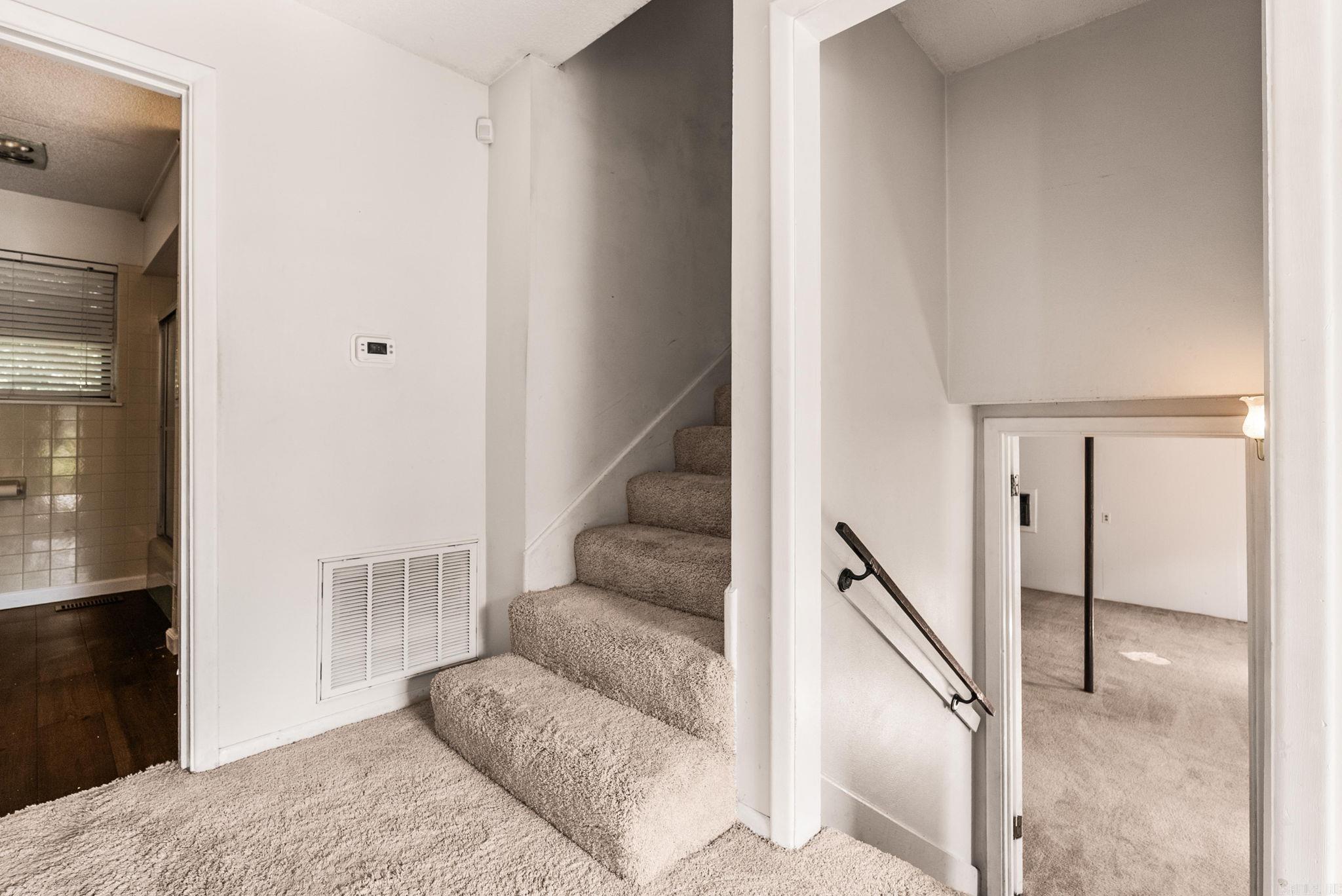 BROWN ADD TO JACK - Residential