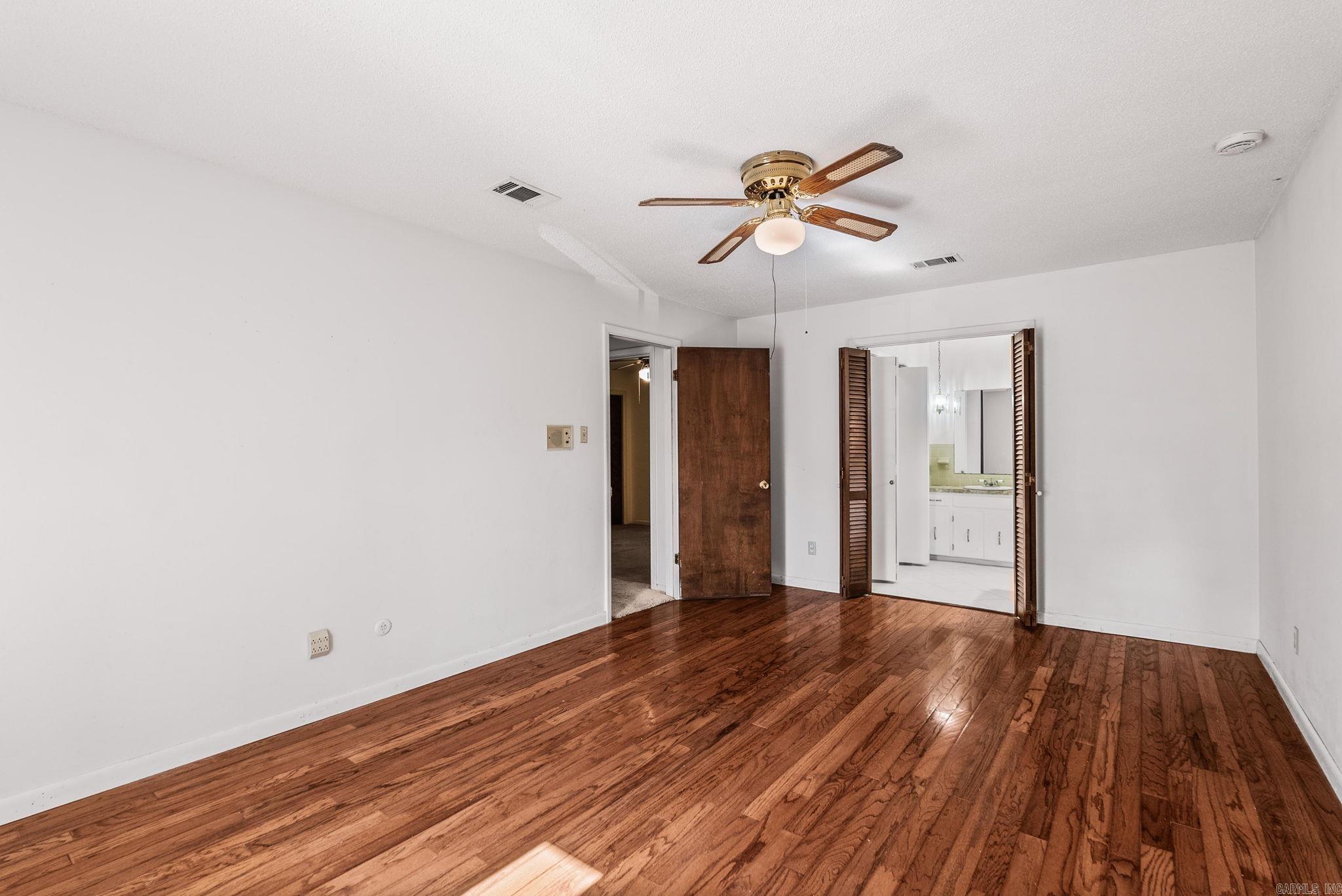 BROWN ADD TO JACK - Residential
