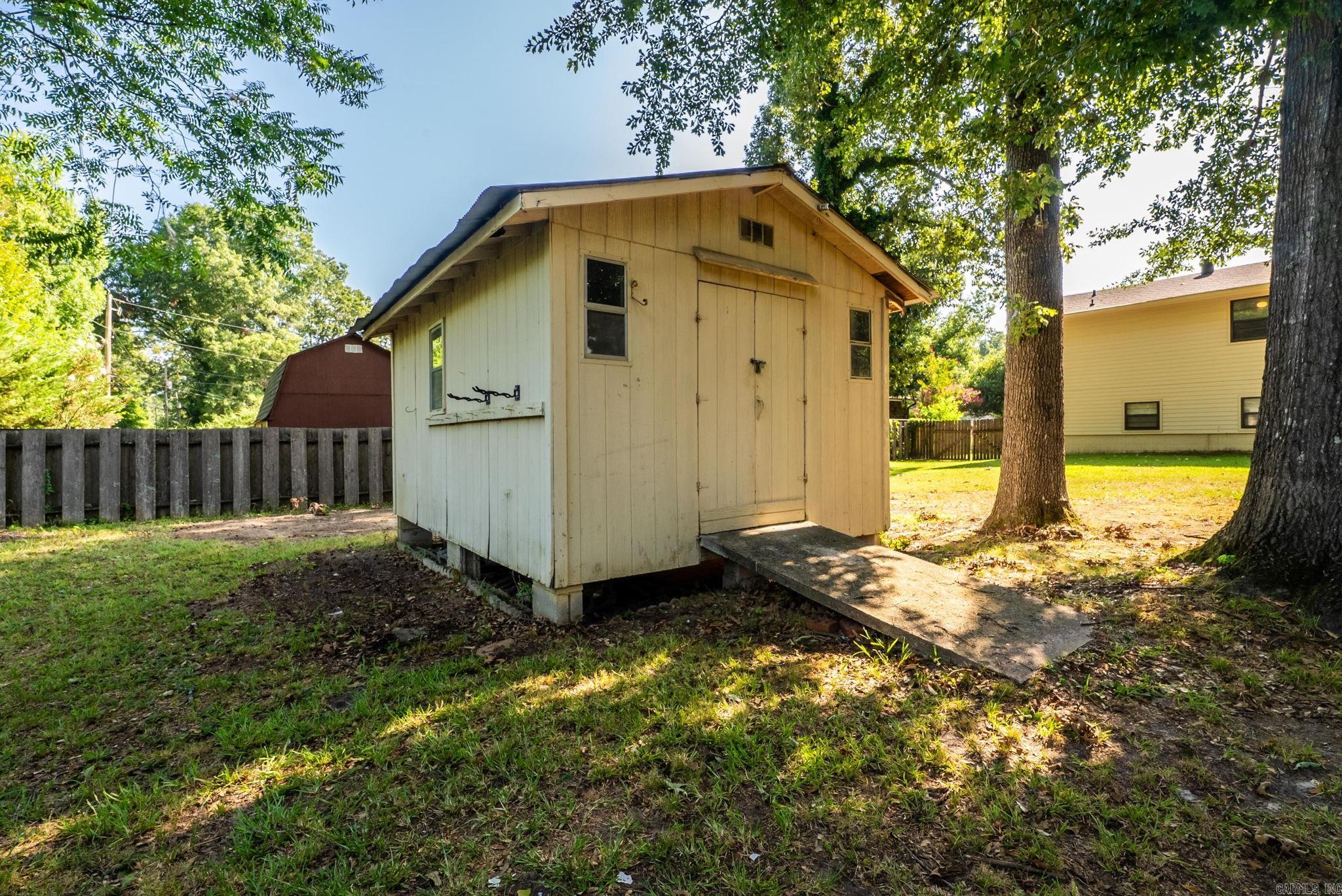 BROWN ADD TO JACK - Residential
