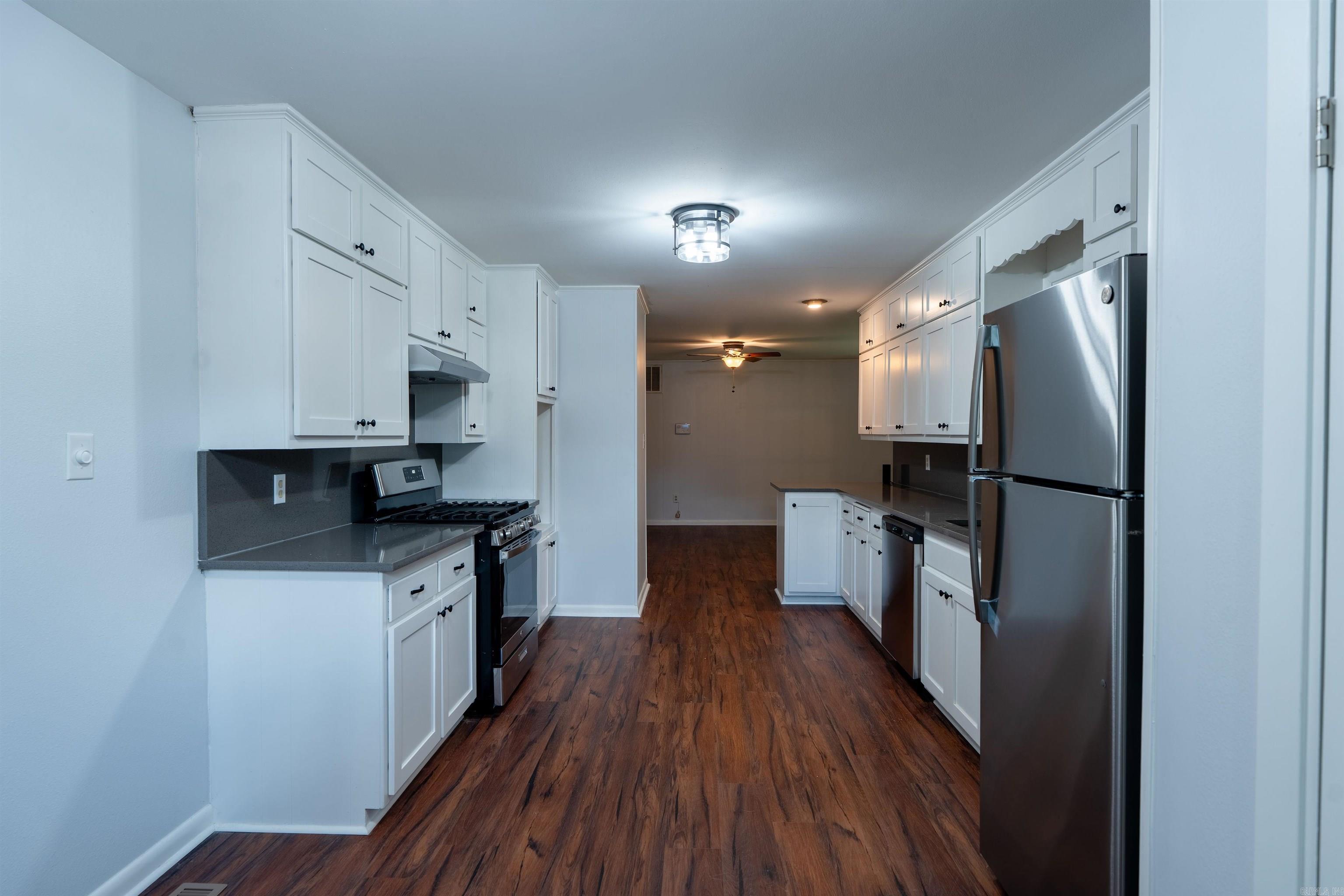 LAMBERT TERRACE - Residential