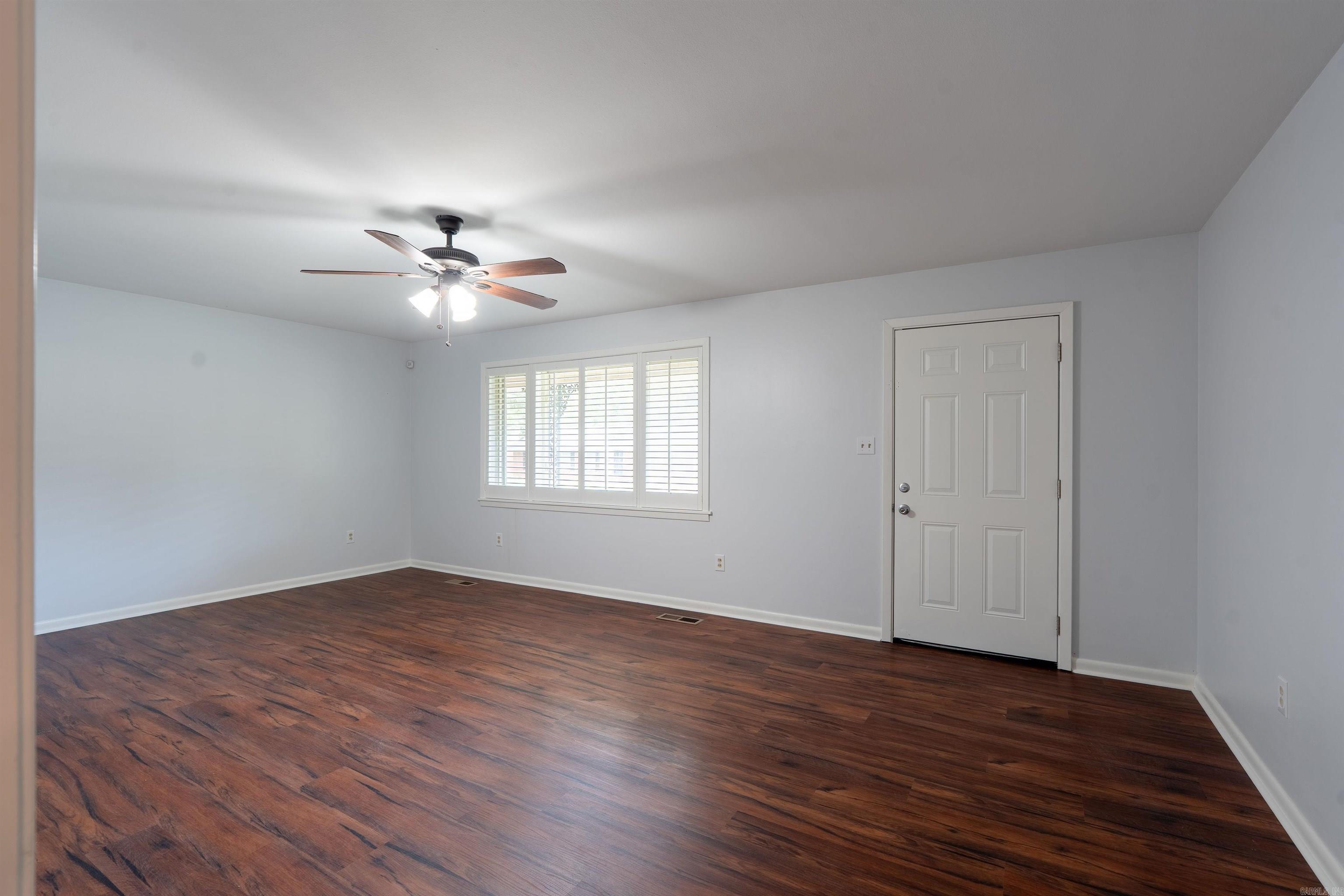 LAMBERT TERRACE - Residential