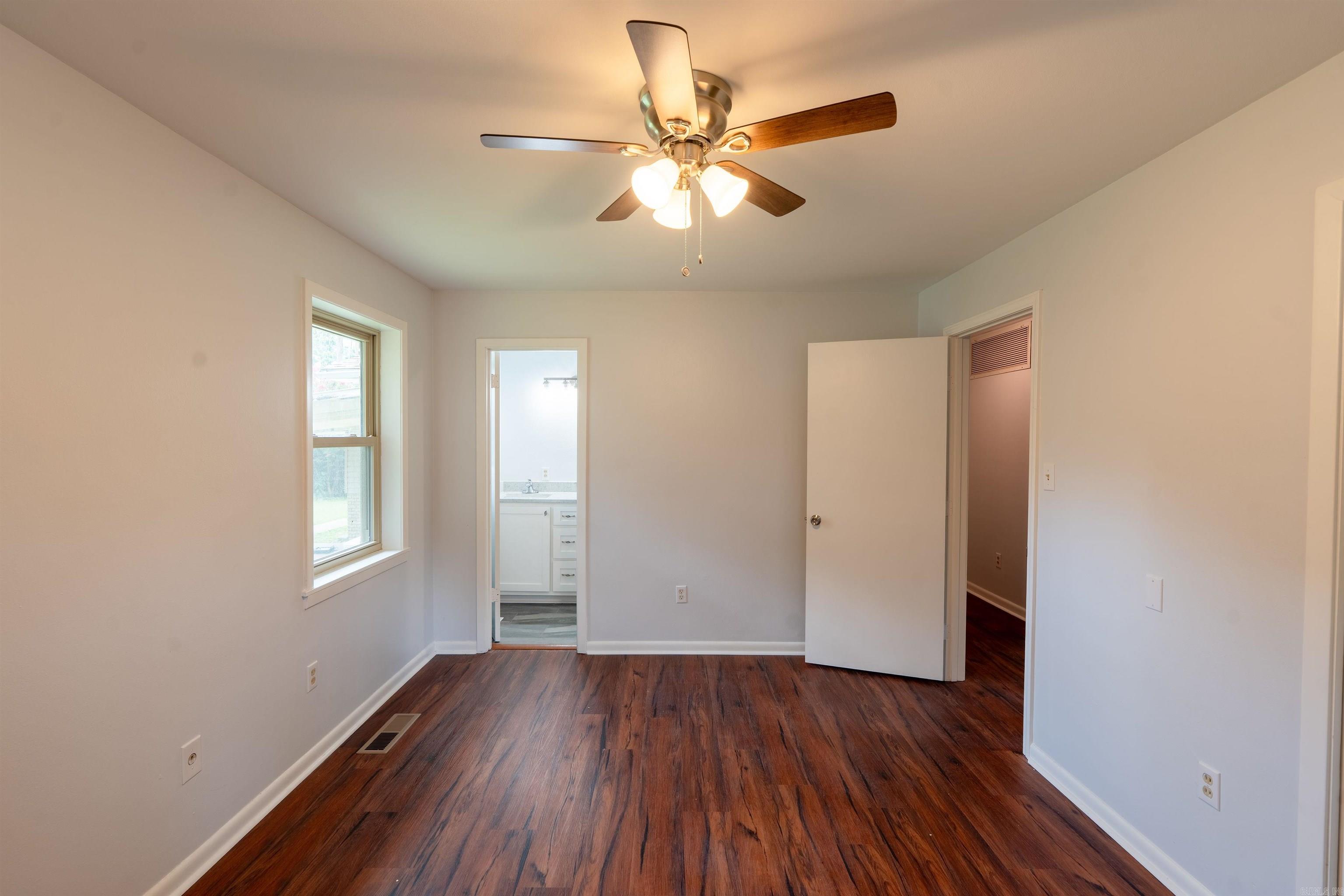 LAMBERT TERRACE - Residential