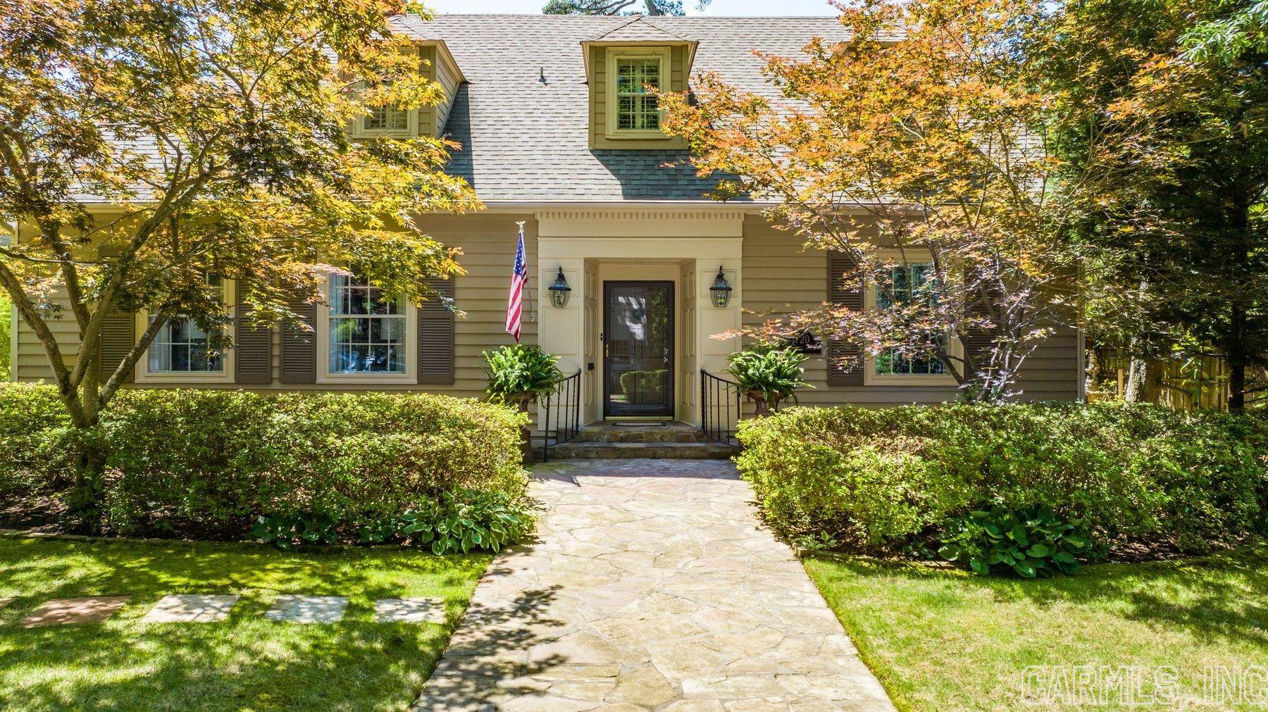 Welcome to this stunning Heights property that offers the perfect blend of luxury, comfort, and versatility. This magnificent residence presents a 3 bed, 3.5 bath main house along with an exquisite 1 bed, 1 bath guest house. With an inviting pool and an array of desirable features, this home entertains beautifully.  As you step through the front door, you are greeted by a grand foyer that leads to the heart of the home. The spacious living area boasts soaring ceilings, allowing natural light to flood the room, creating a warm and inviting ambiance.  The kitchen is a chef's dream, featuring top-of-the-line appliances, ample storage space, and a center island that doubles as a breakfast bar. The sleek countertops and modern finishes add a touch of sophistication to the space, making it both functional and visually appealing.  One of the highlights of this property is the outdoor oasis that awaits you. Step outside into the expansive courtyard, where you'll find a sparkling pool perfect for cooling off during hot summer days or relaxing with a refreshing drink. The meticulously landscaped backyard offers a serene escape from the hustle and bustle of everyday life.