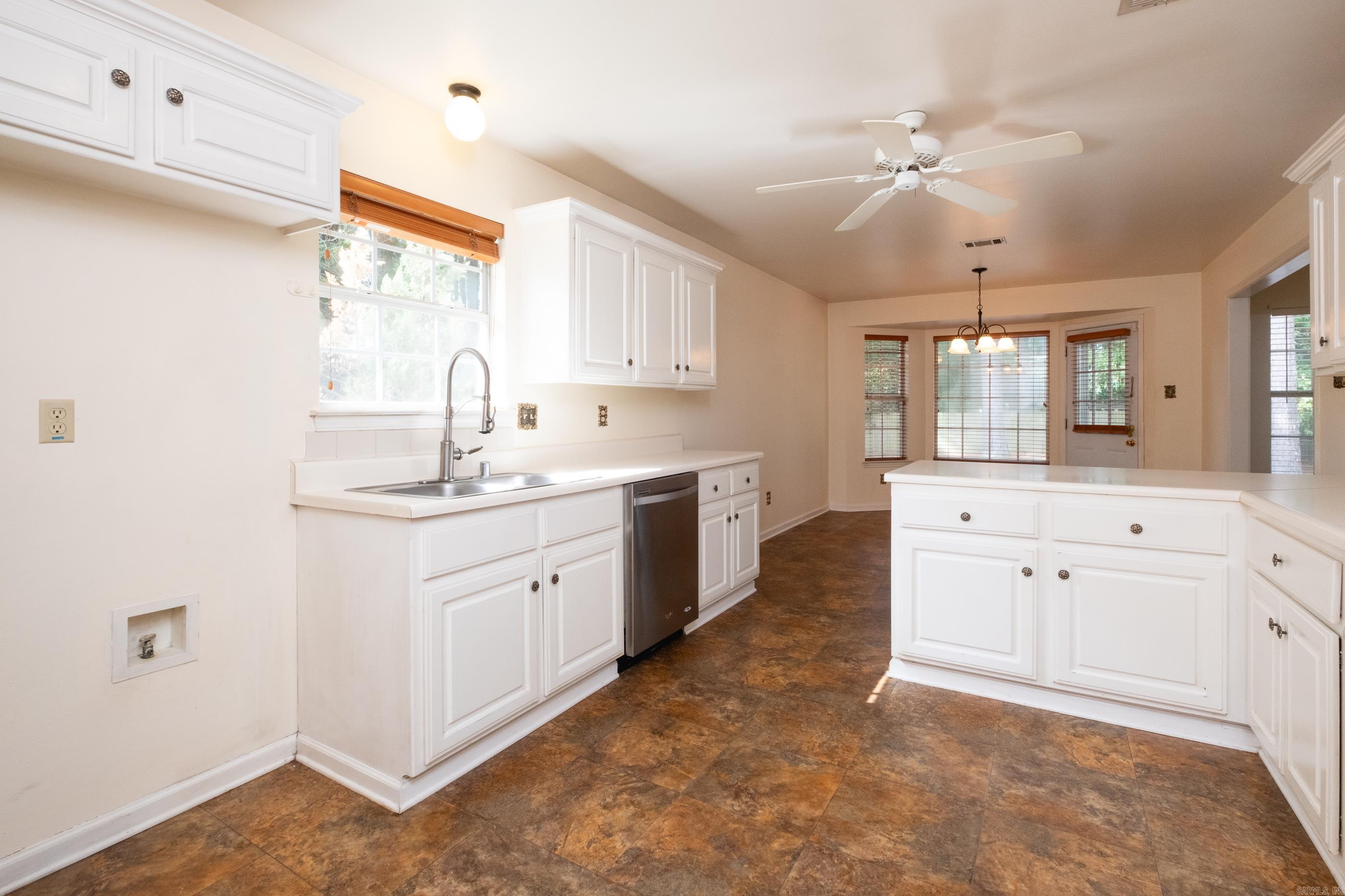 OTTER CREEK COMMUNITY - Residential