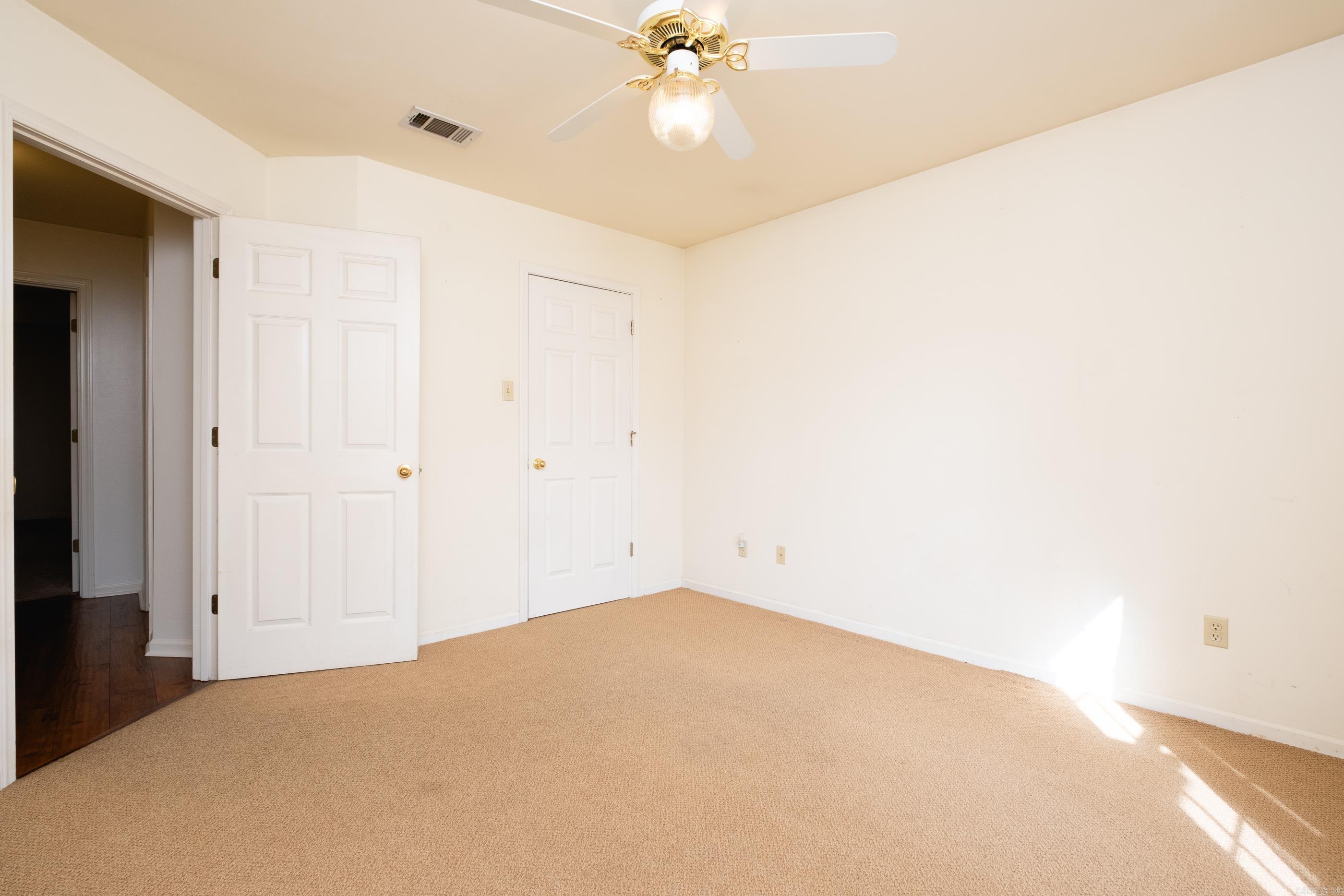 OTTER CREEK COMMUNITY - Residential