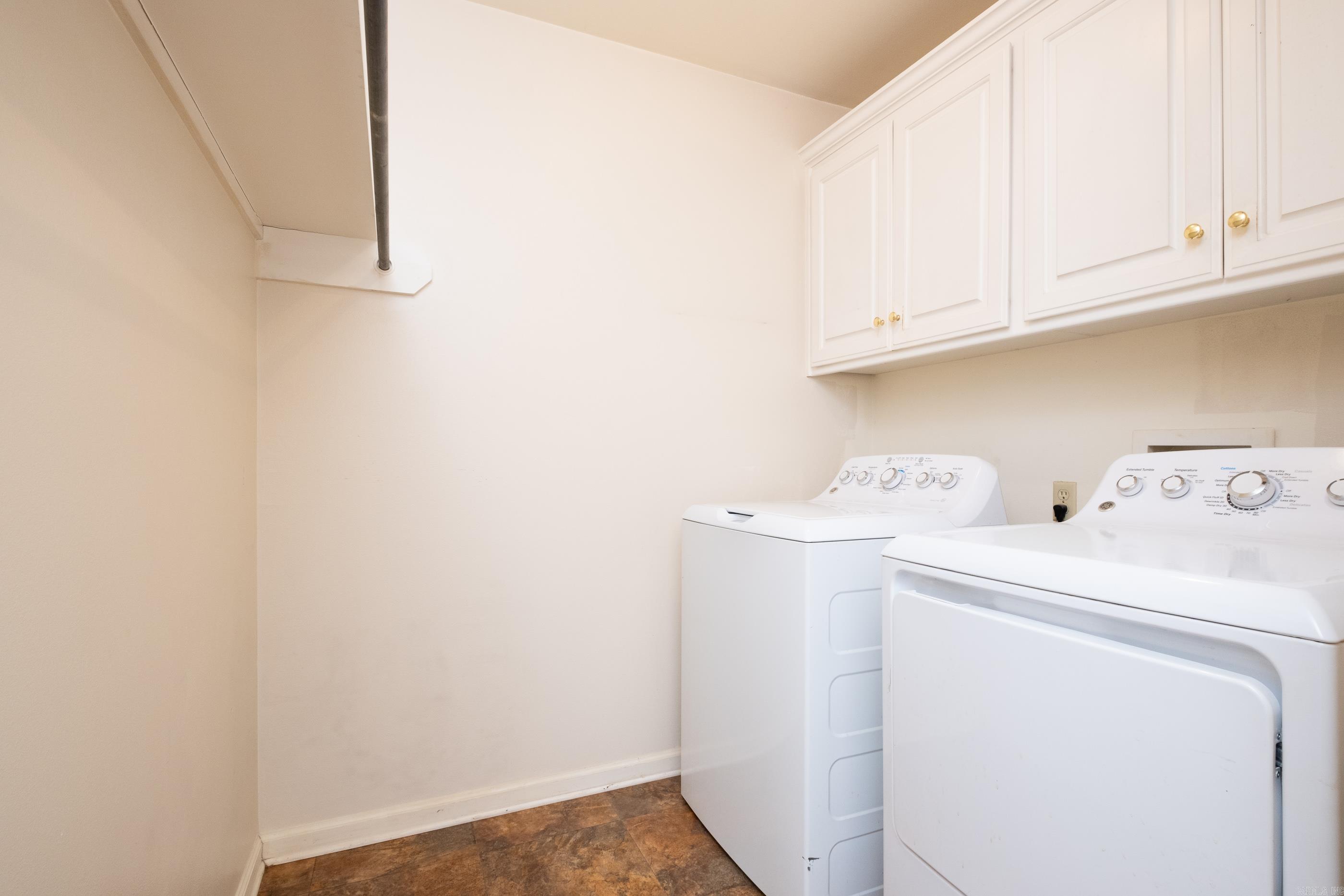 OTTER CREEK COMMUNITY - Residential