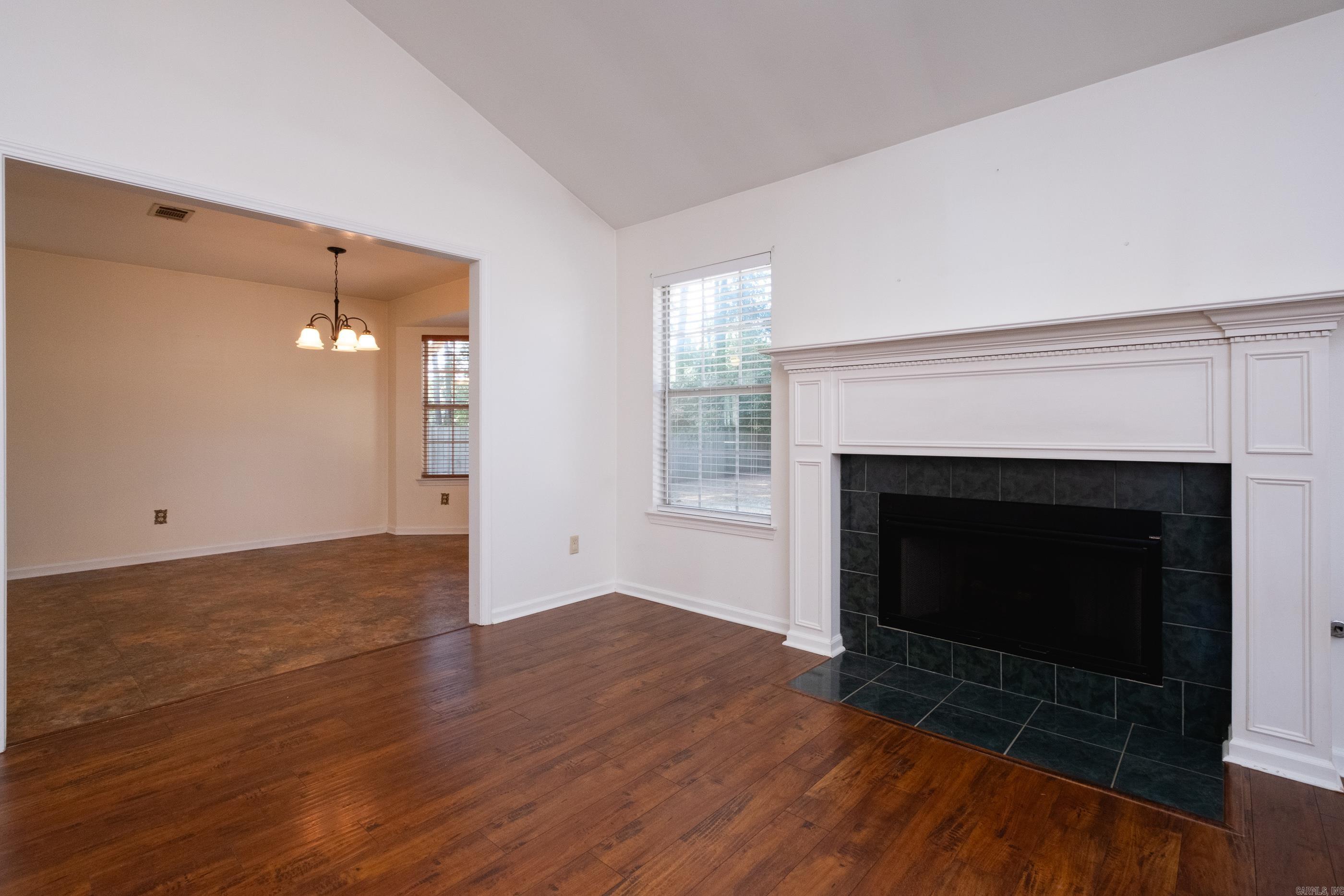 OTTER CREEK COMMUNITY - Residential