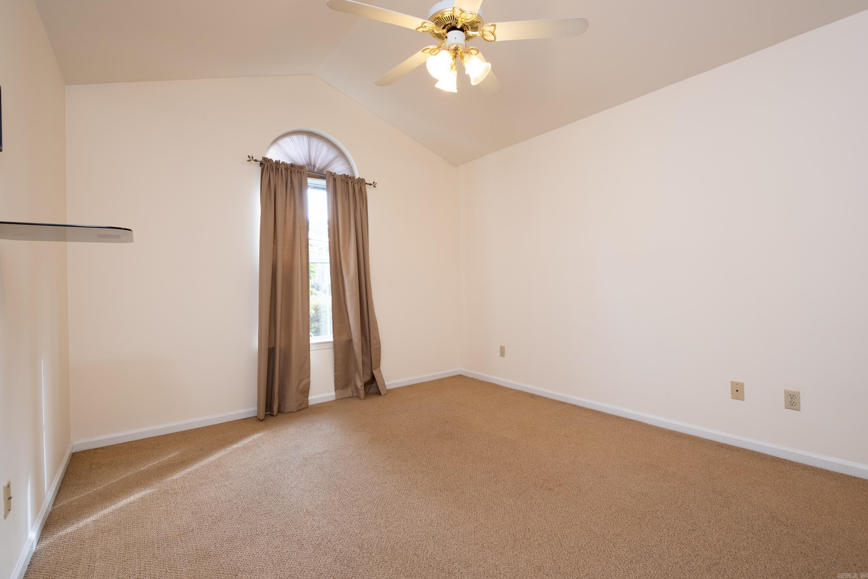 OTTER CREEK COMMUNITY - Residential
