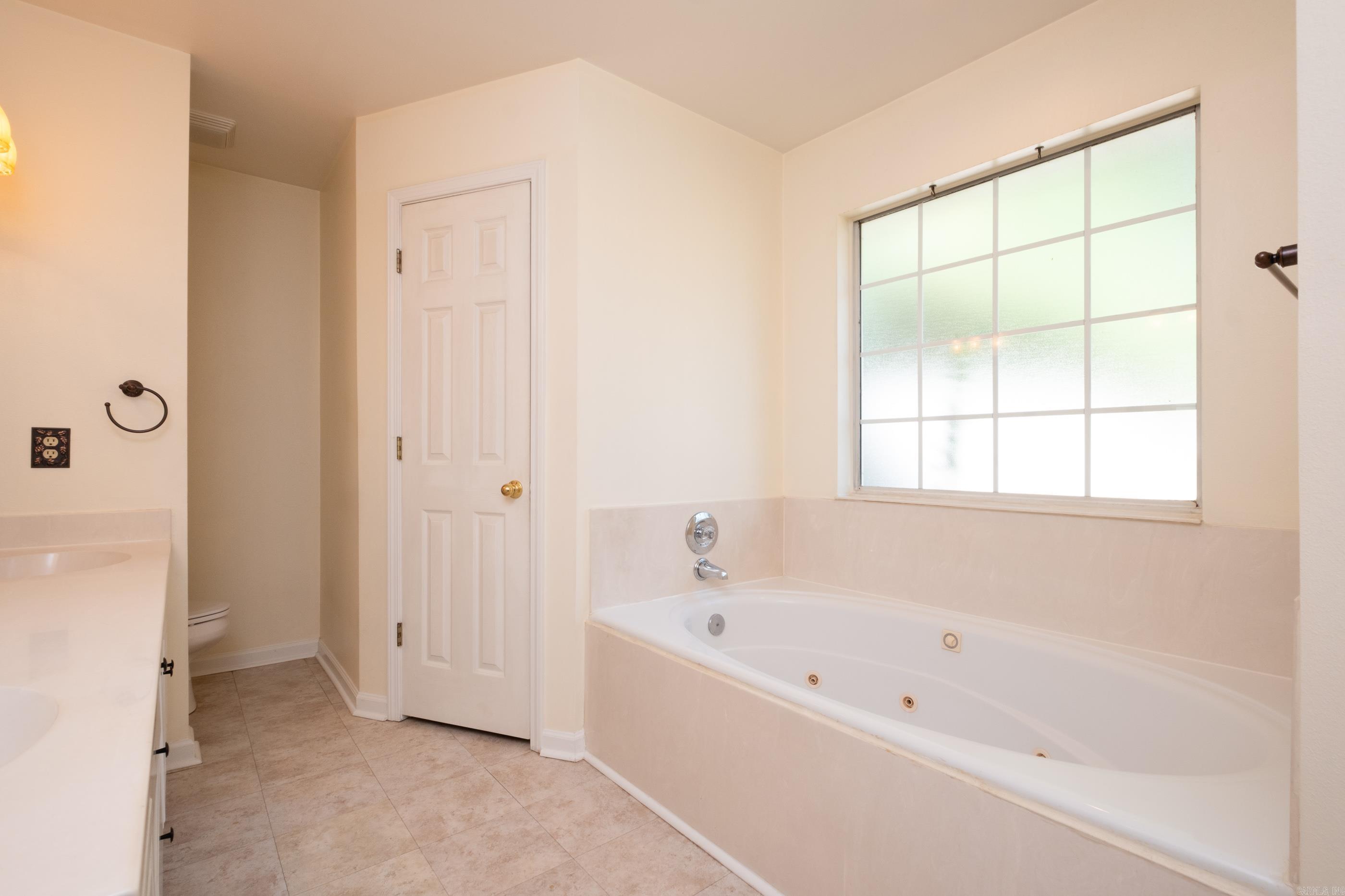 OTTER CREEK COMMUNITY - Residential