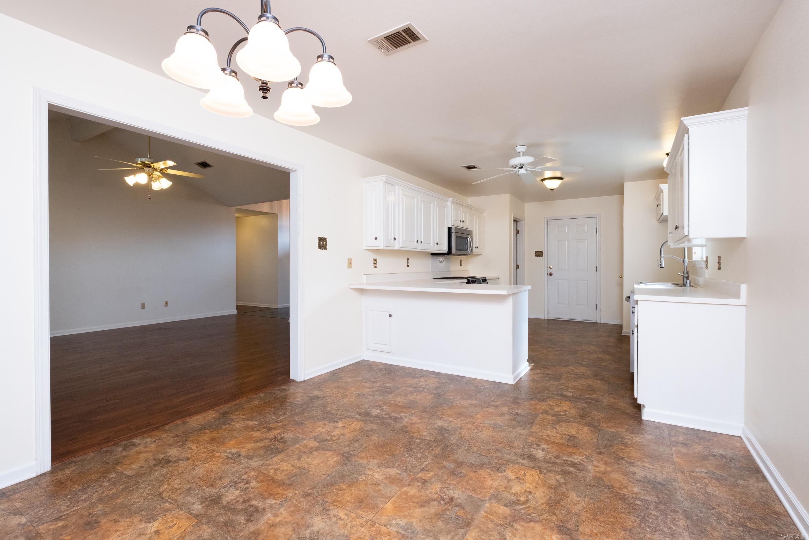 OTTER CREEK COMMUNITY - Residential