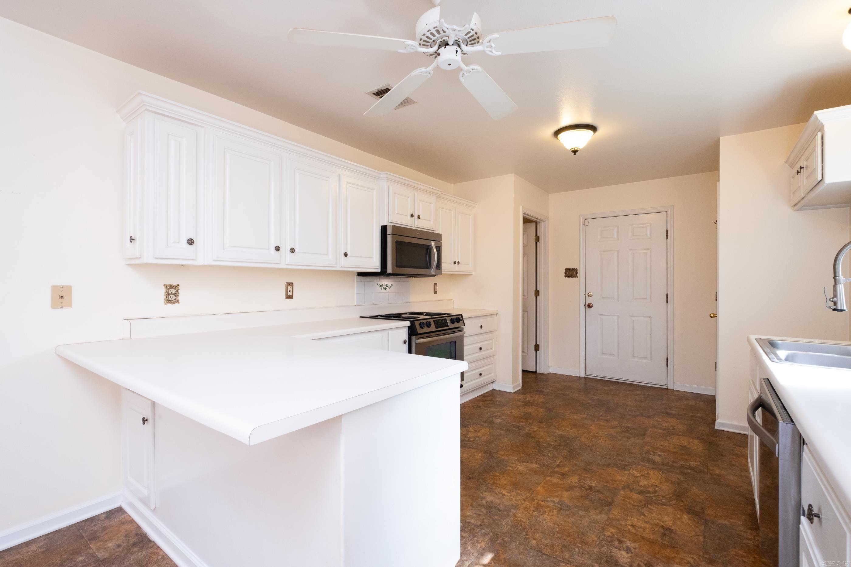 OTTER CREEK COMMUNITY - Residential