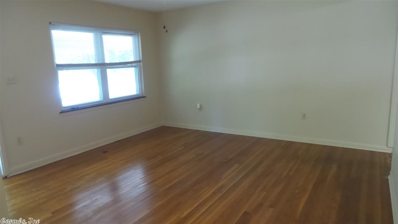 R Dobbs - Residential