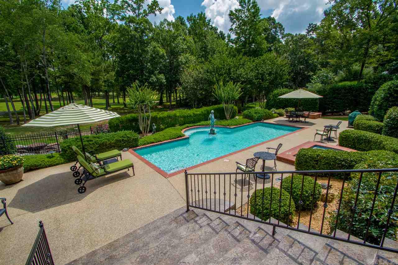 CHENAL VALLEY FONTENAY CIRCLE - Residential