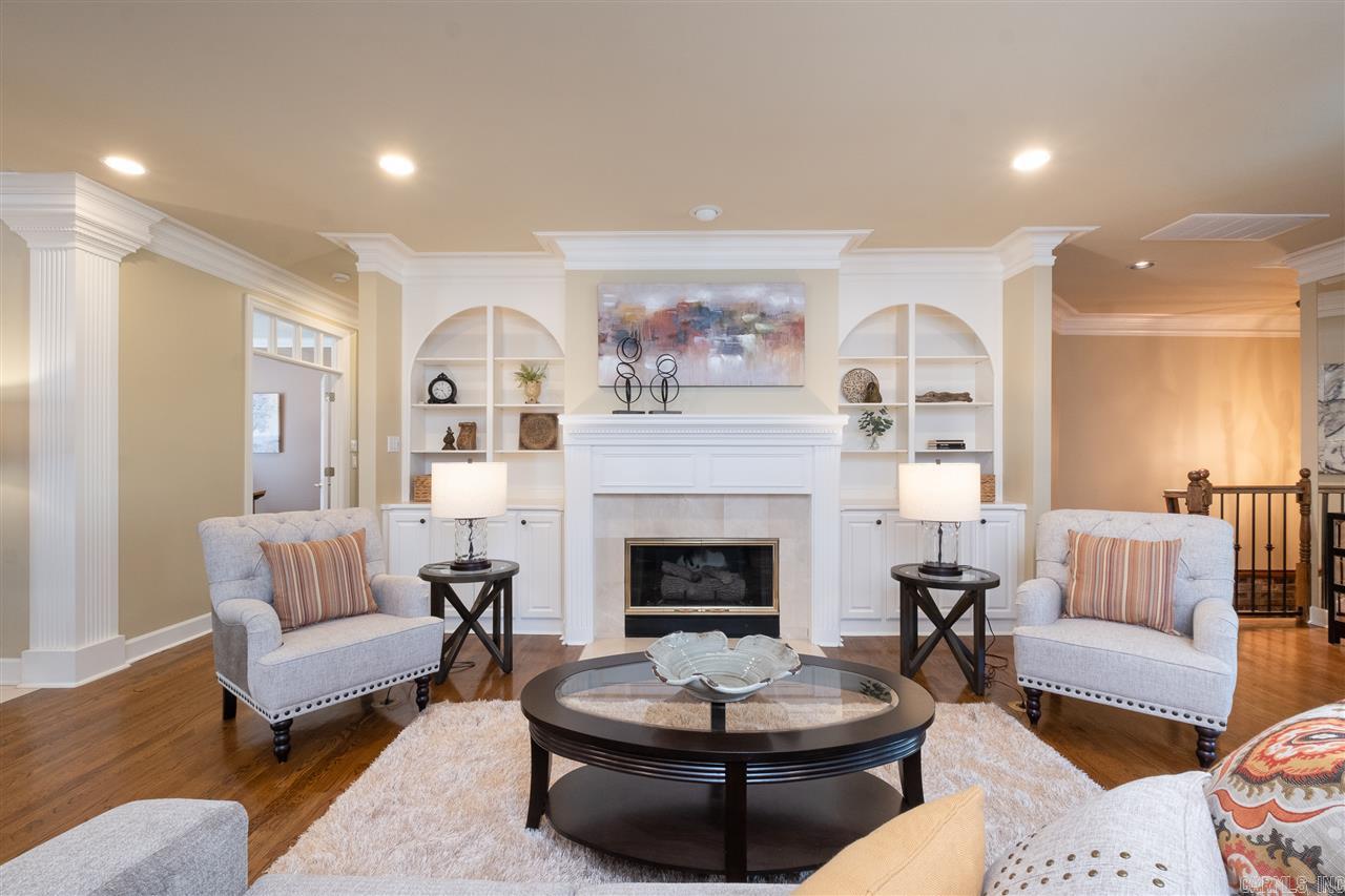 CHENAL VALLEY FONTENAY CIRCLE - Residential