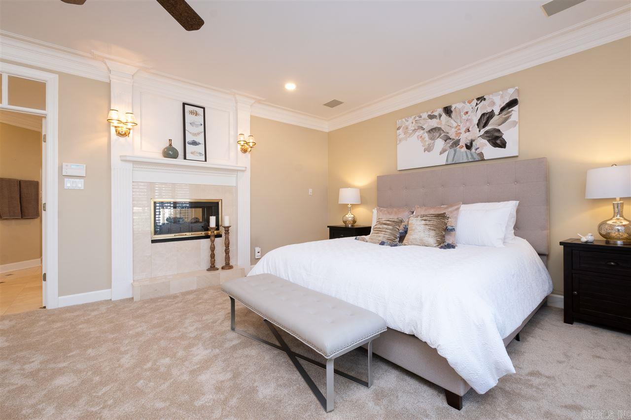 CHENAL VALLEY FONTENAY CIRCLE - Residential