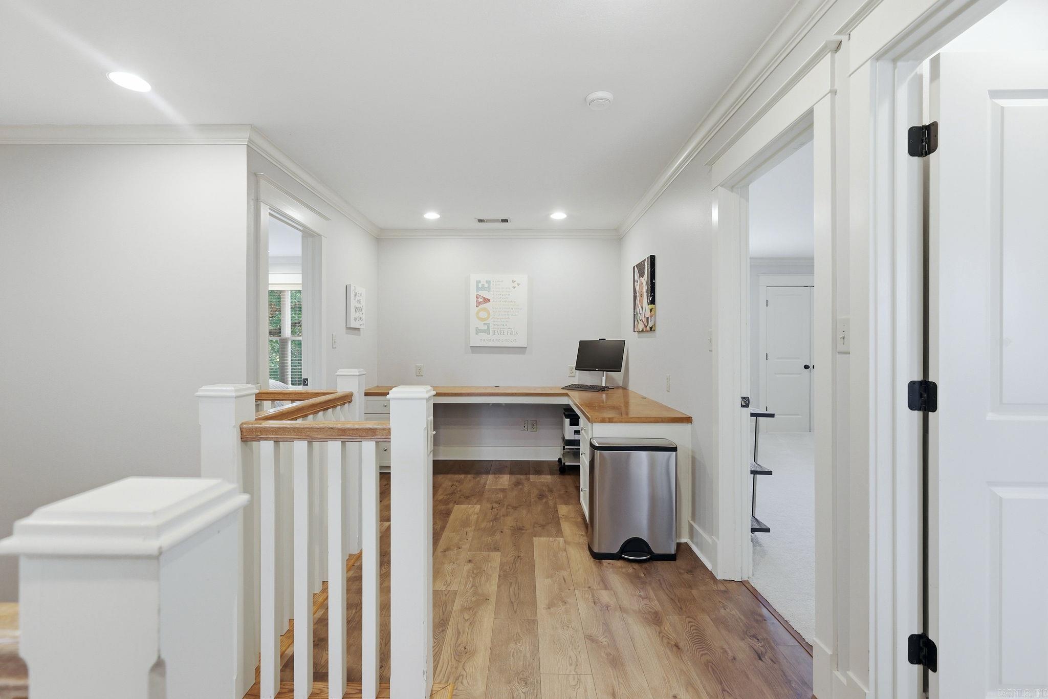 CHENAL VALLEY EPERNAY PLACE - Residential
