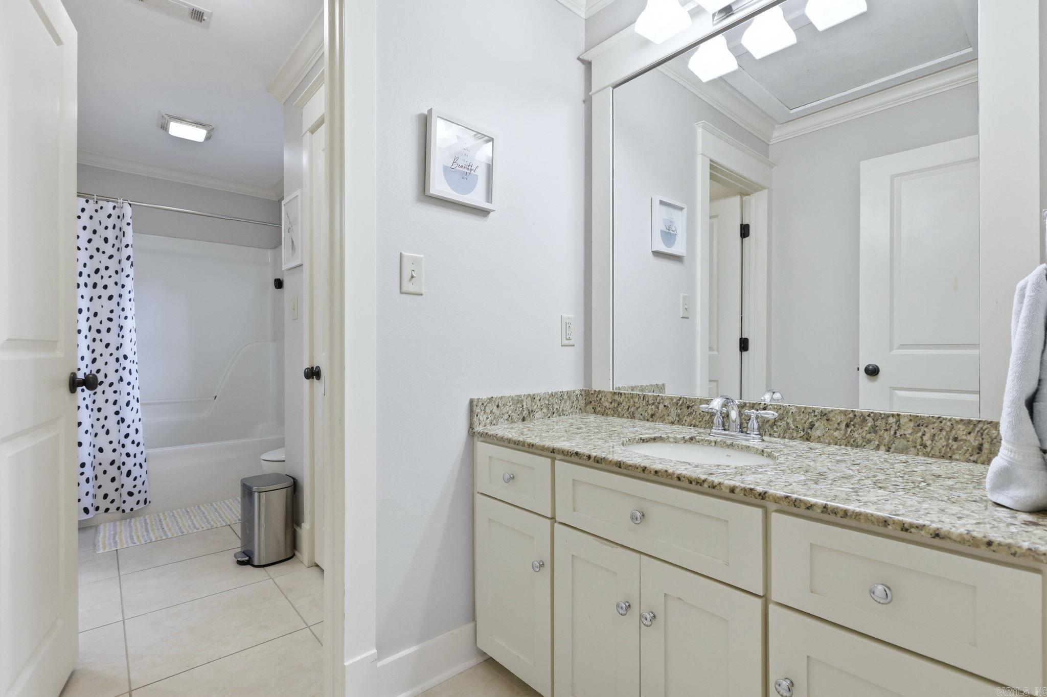 CHENAL VALLEY EPERNAY PLACE - Residential