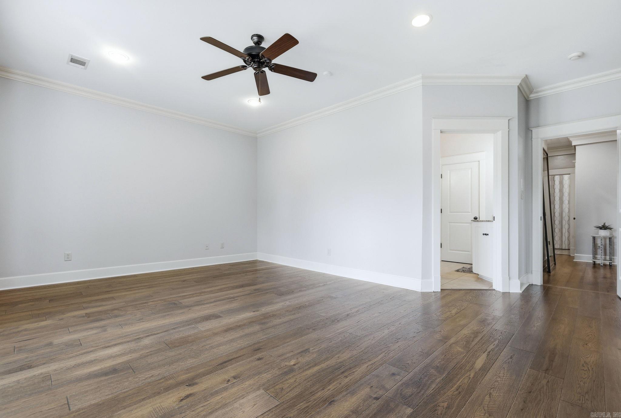 CHENAL VALLEY EPERNAY PLACE - Residential