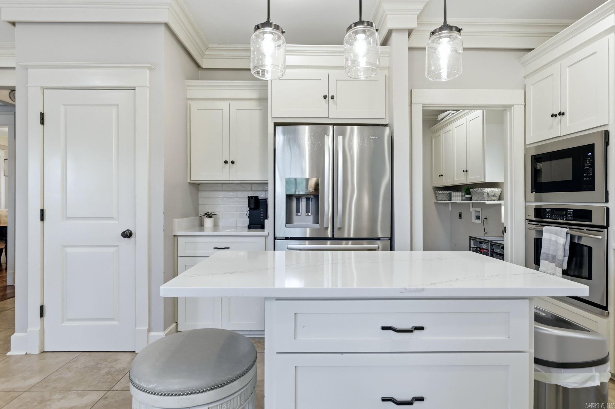 CHENAL VALLEY EPERNAY PLACE - Residential