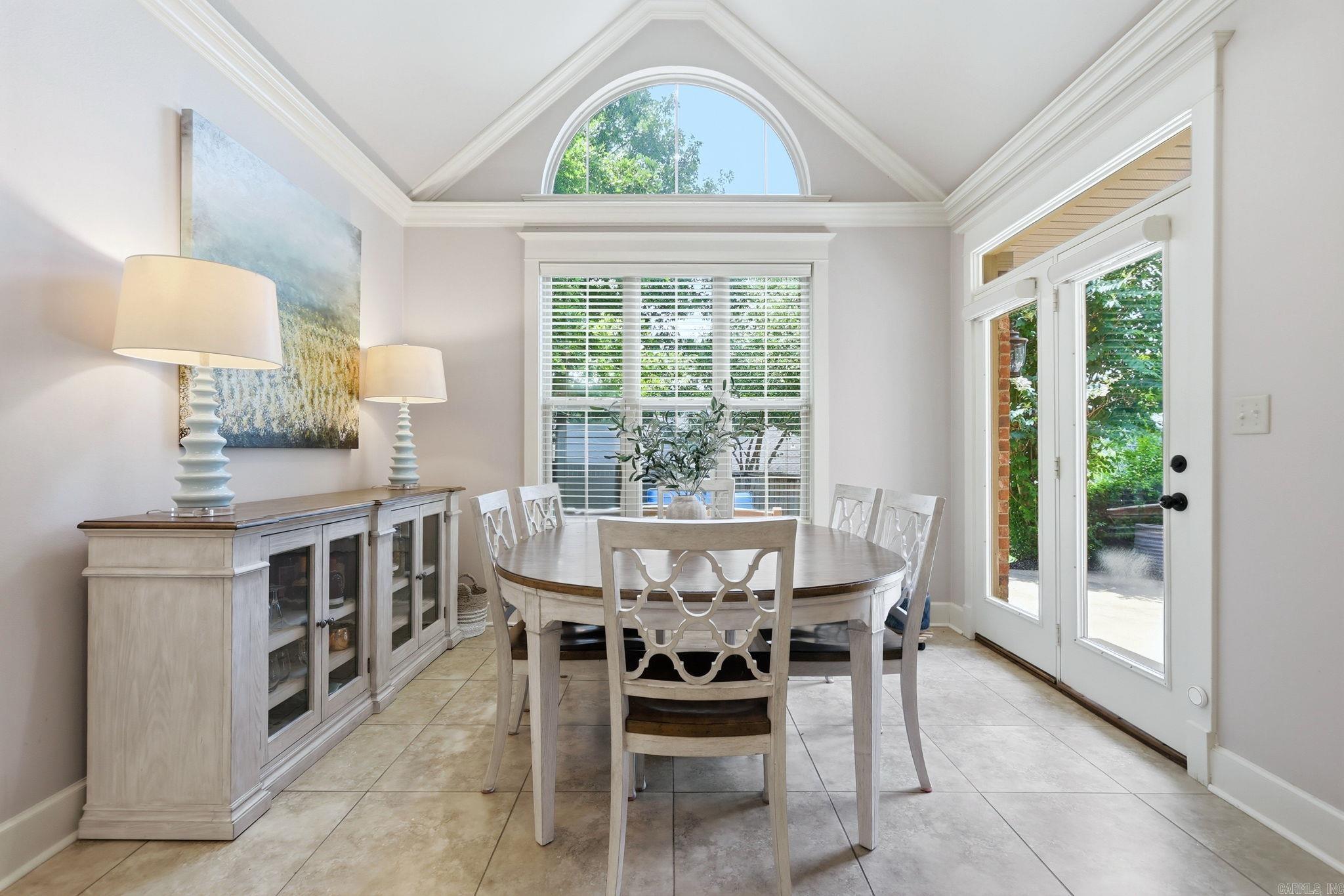 CHENAL VALLEY EPERNAY PLACE - Residential