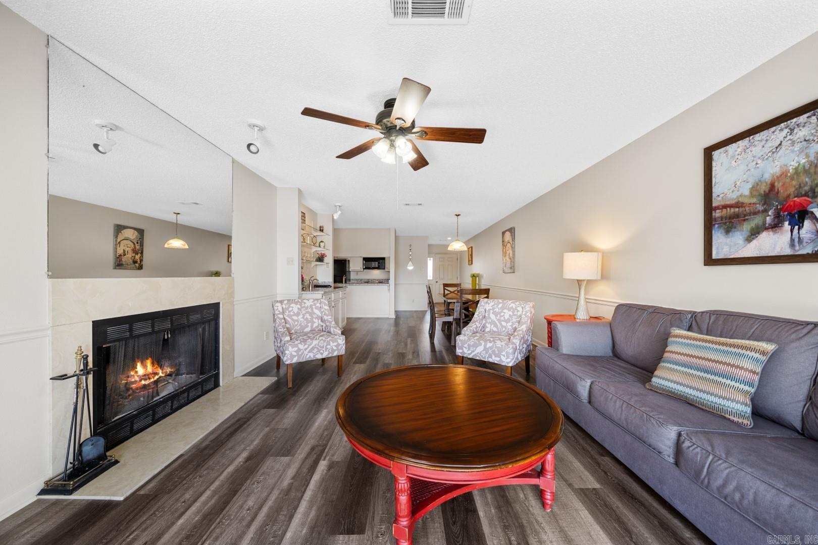 EMERALD ISLE HPR - Residential