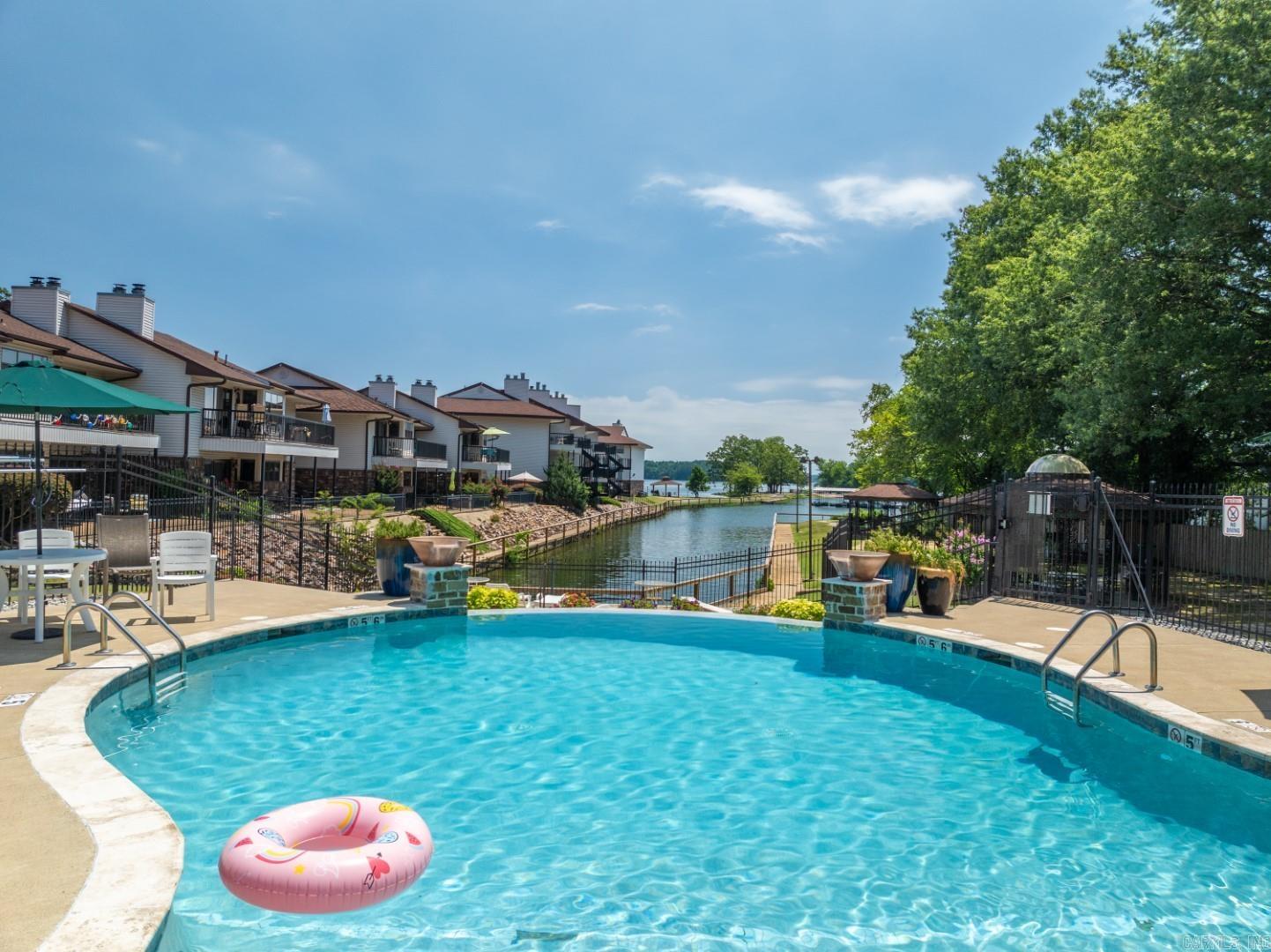 EMERALD ISLE HPR - Residential
