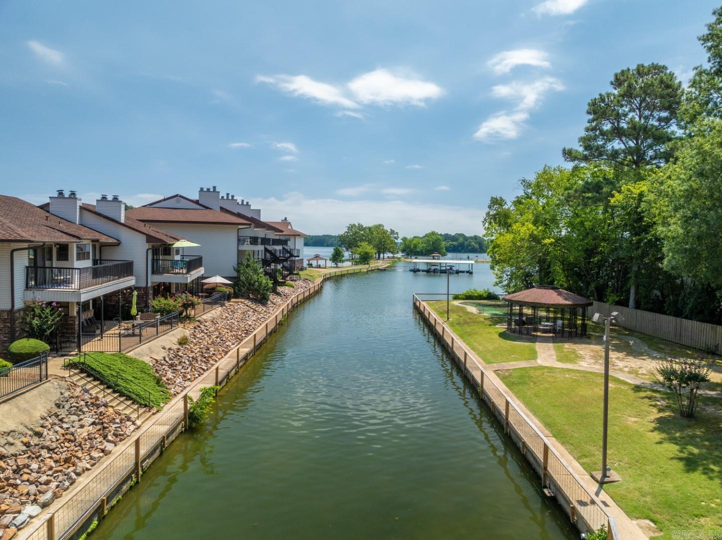 EMERALD ISLE HPR - Residential