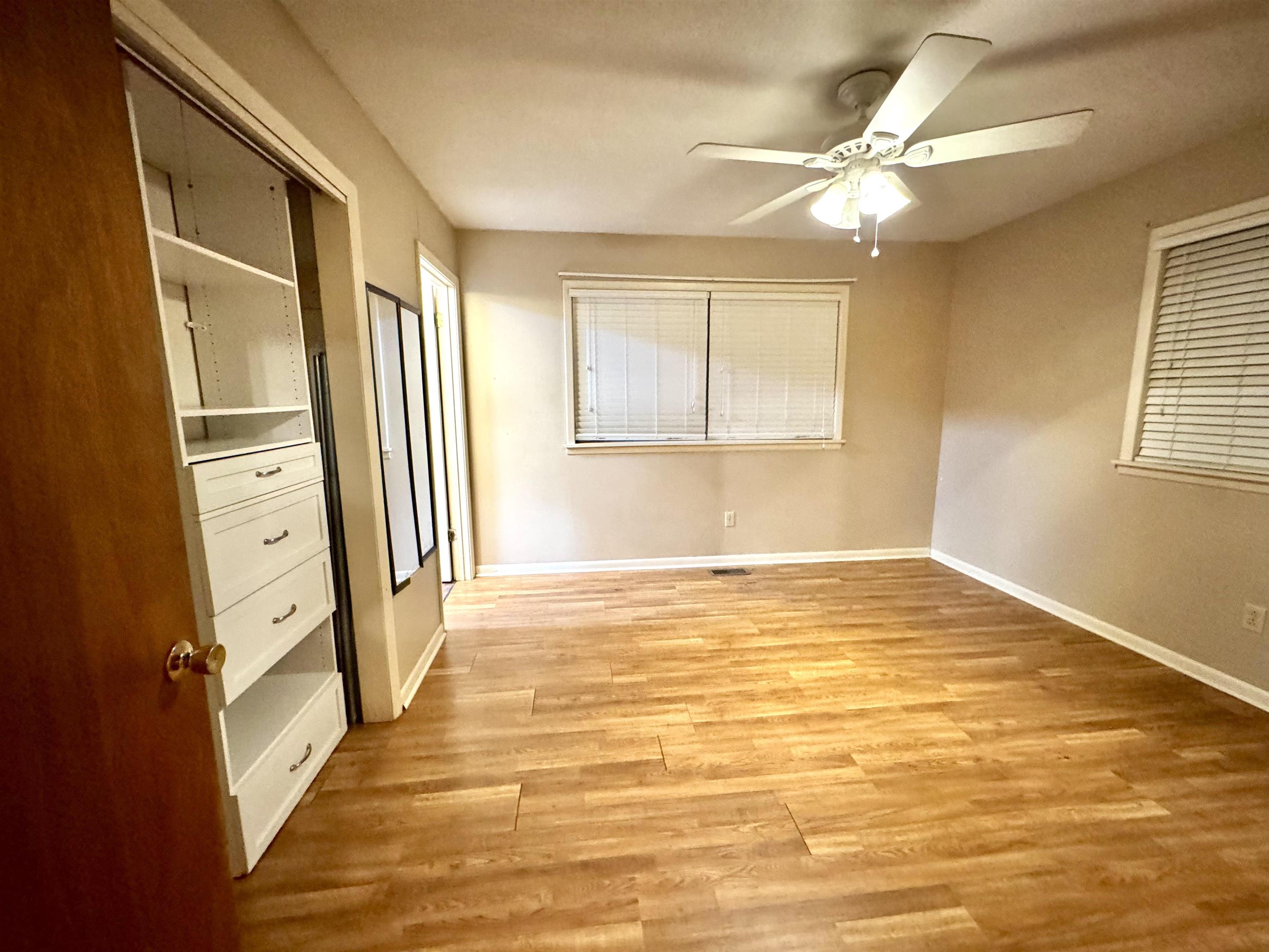DICKSON - Residential