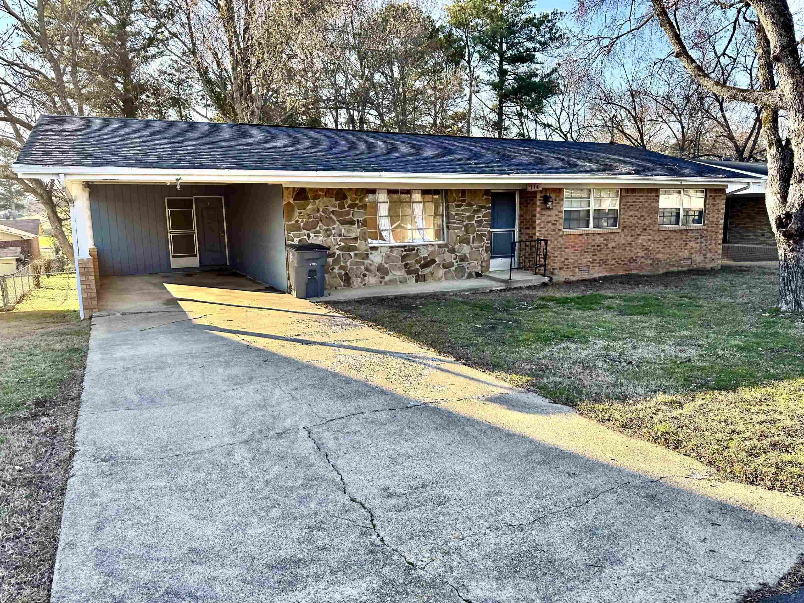 DICKSON - Residential