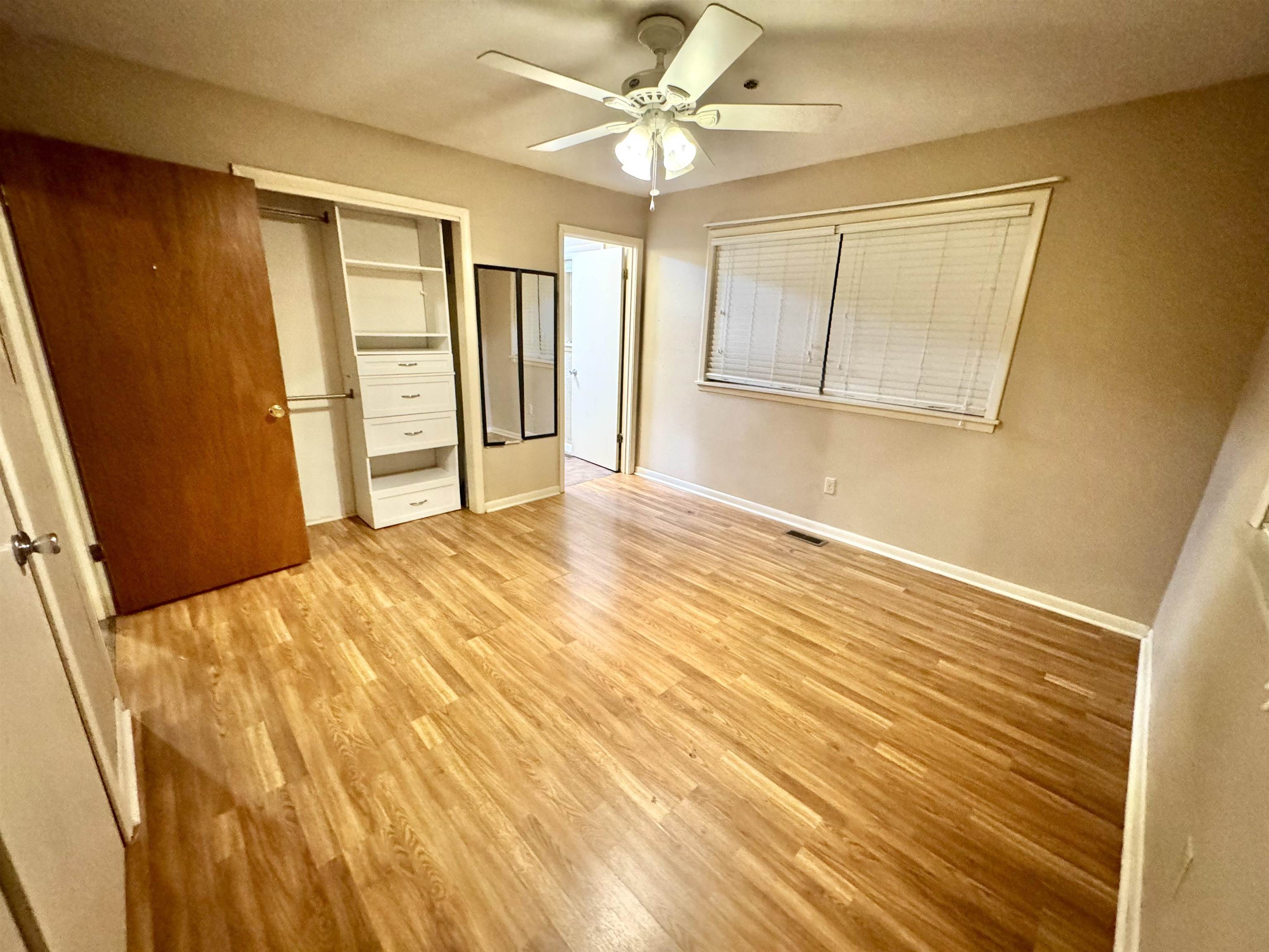 DICKSON - Residential