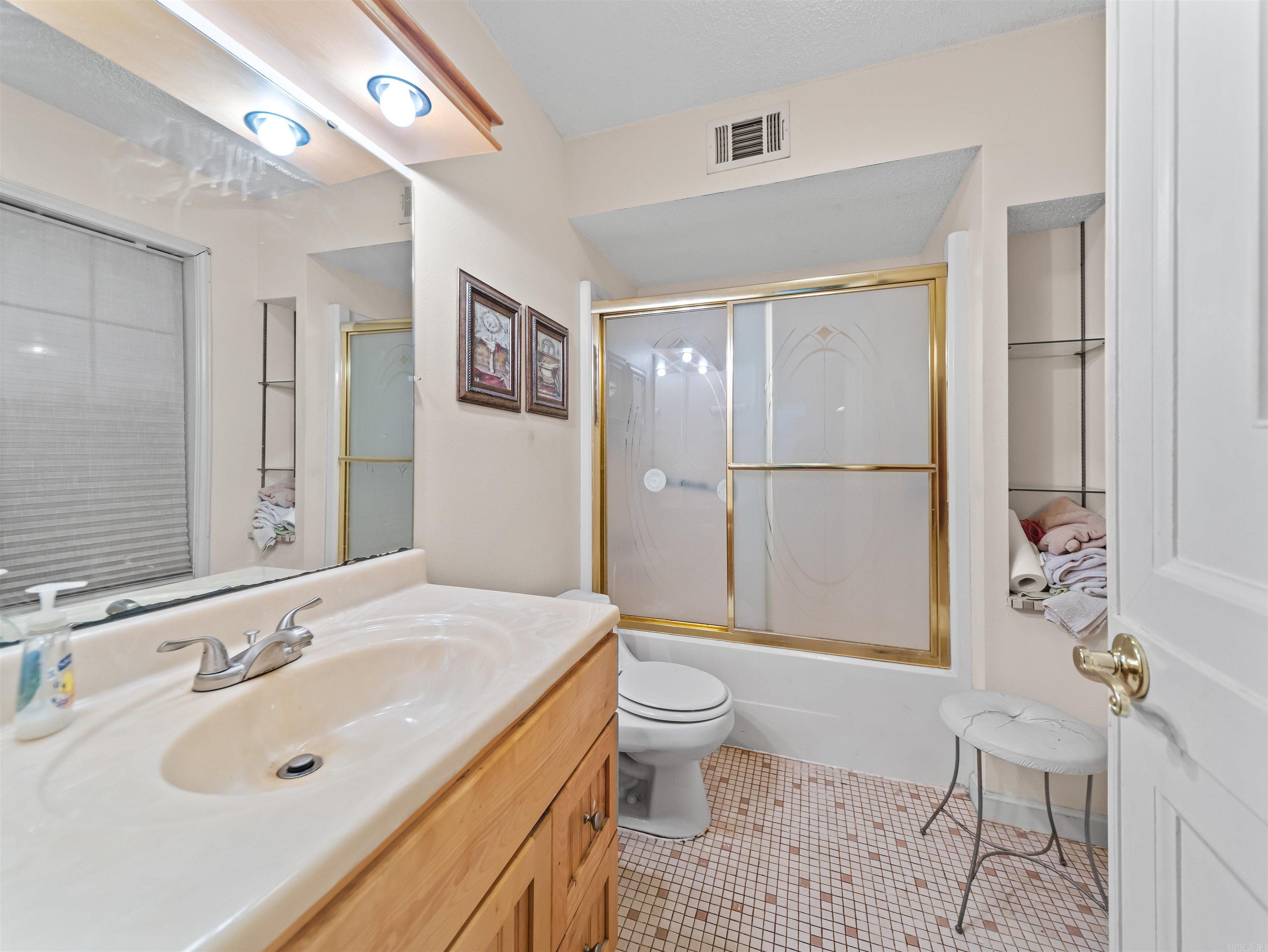 LONGBEACH - Residential