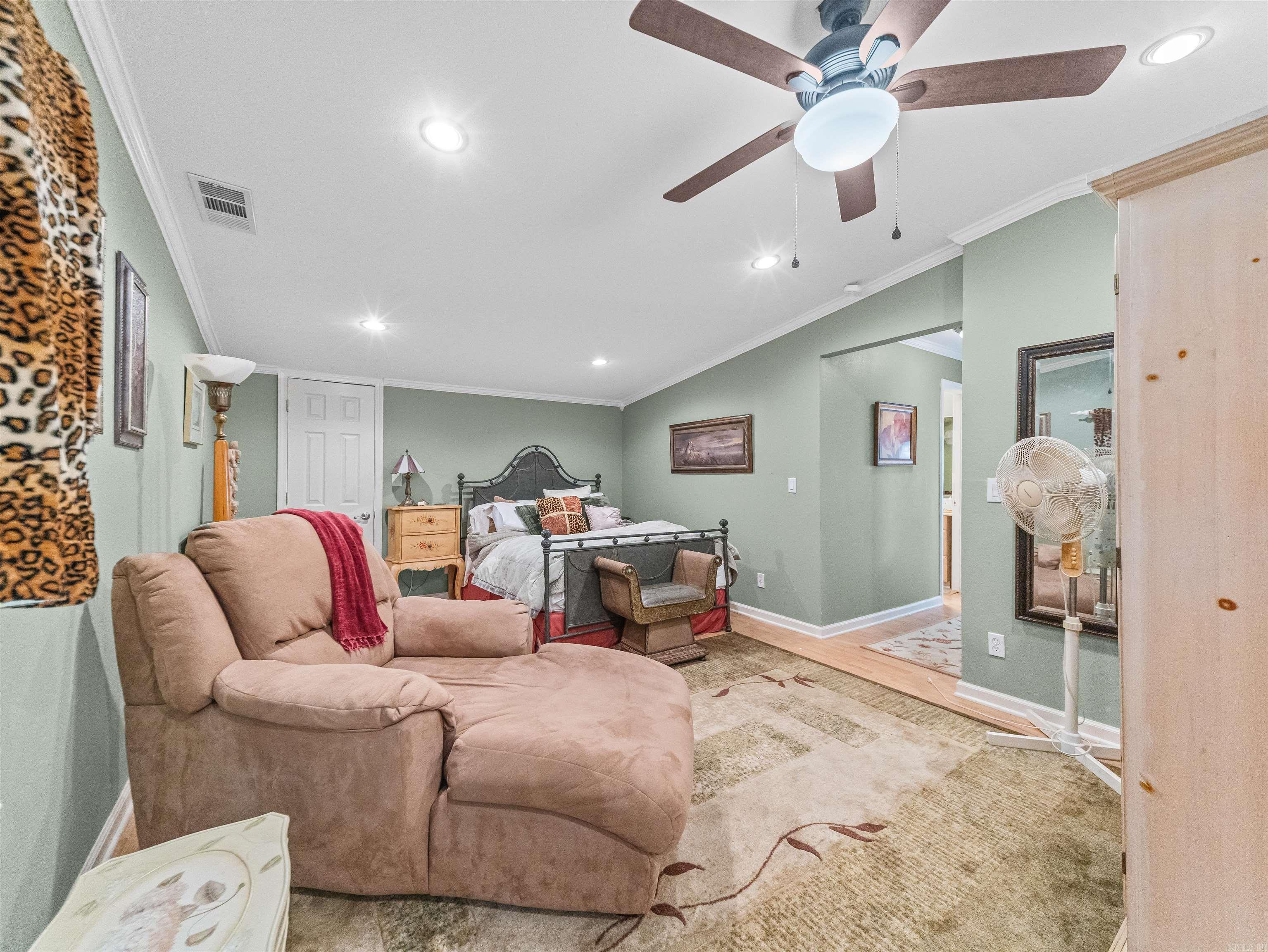 LONGBEACH - Residential