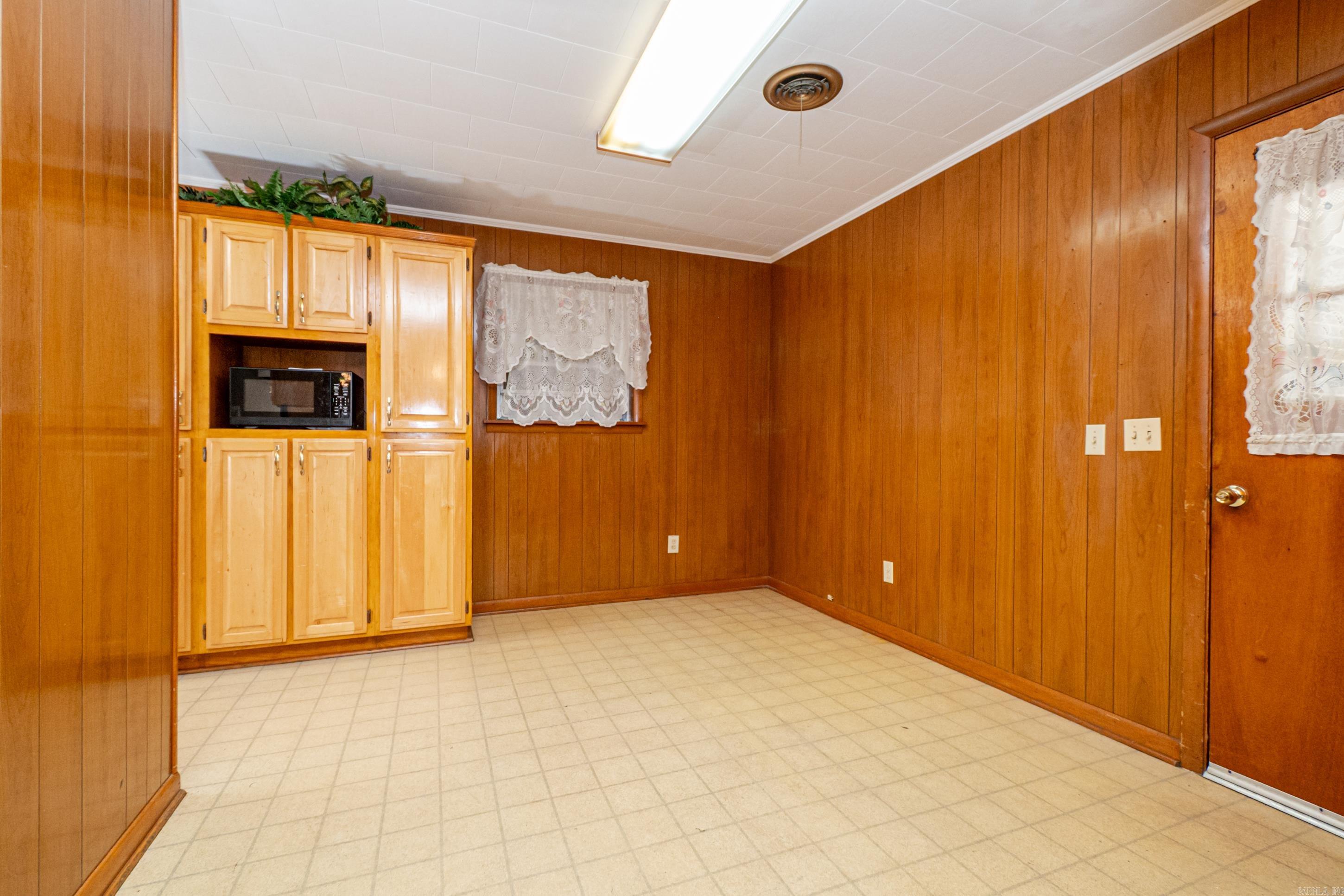 PINE MANOR SUB DIV - Residential