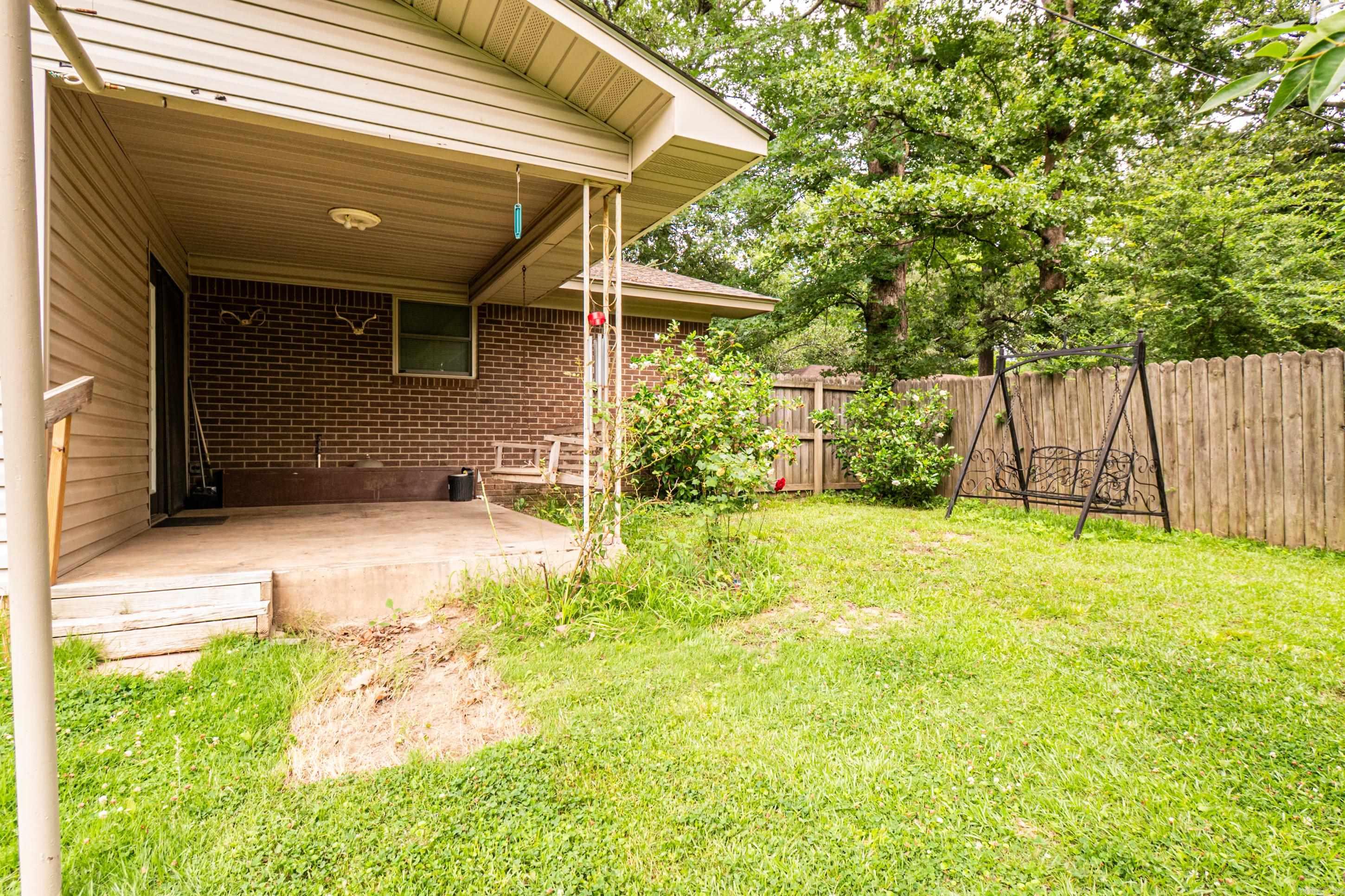 PINE MANOR SUB DIV - Residential