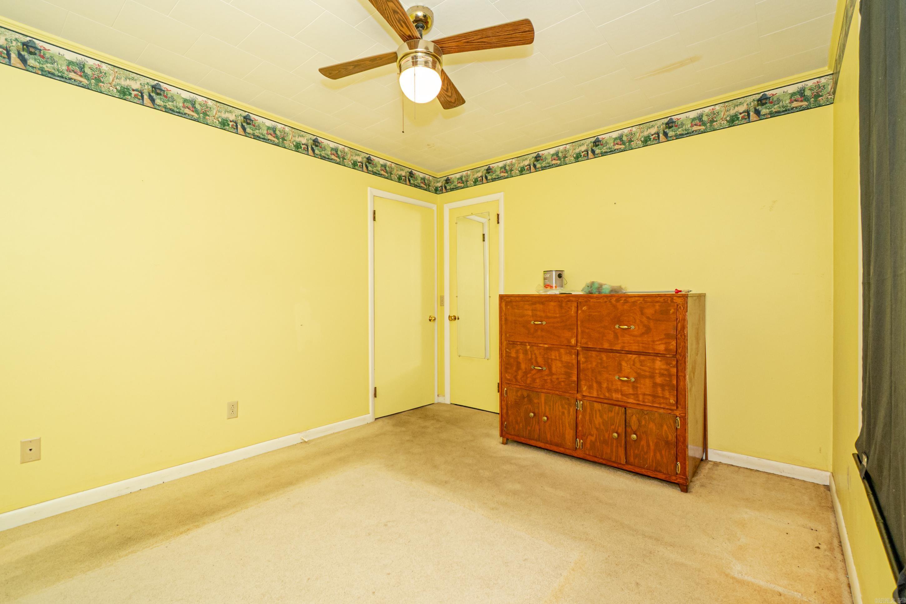 PINE MANOR SUB DIV - Residential