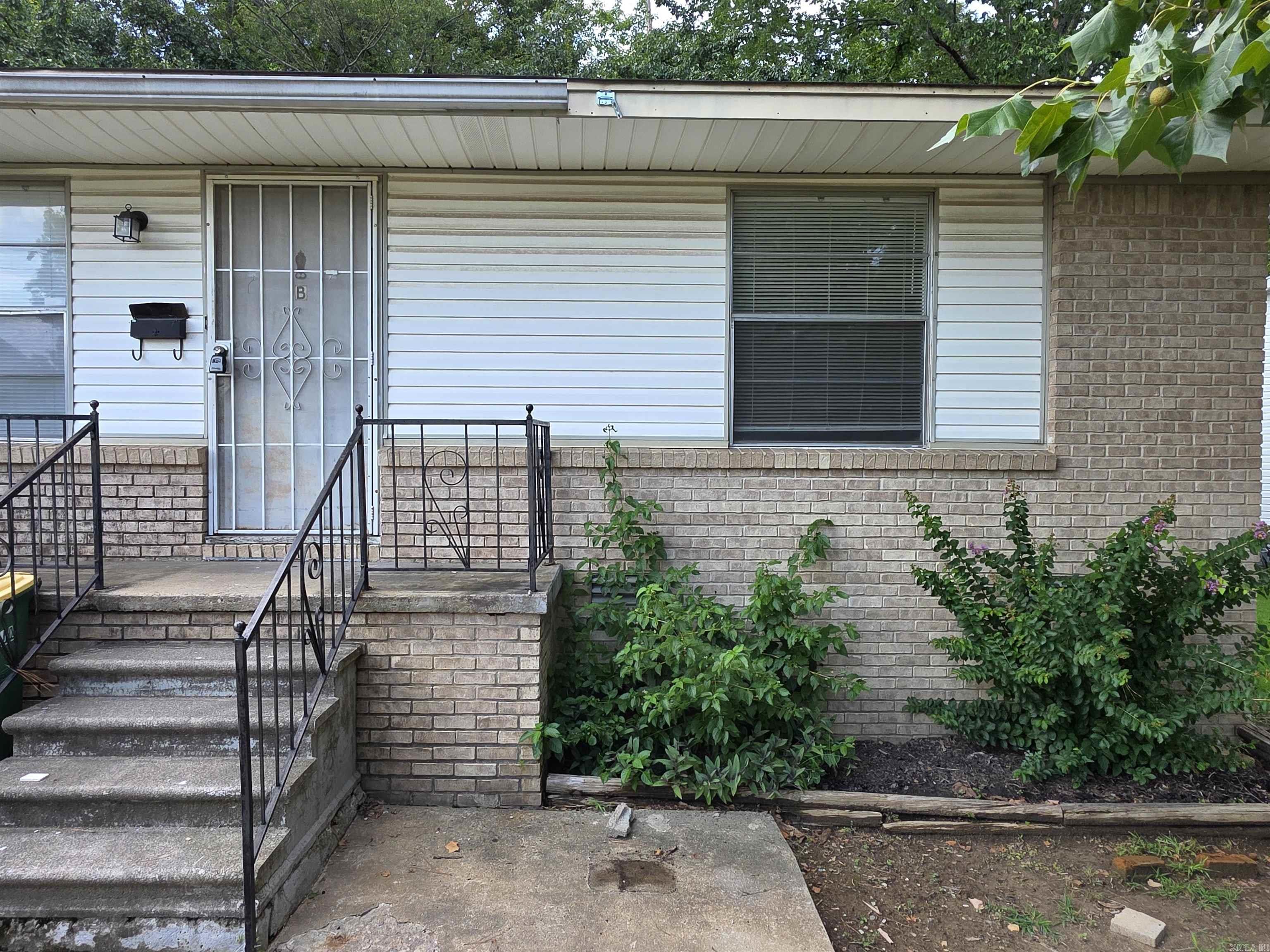 BELWOOD ADDN - Residential Lease