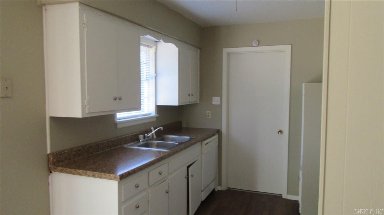 Lake View - Residential Lease