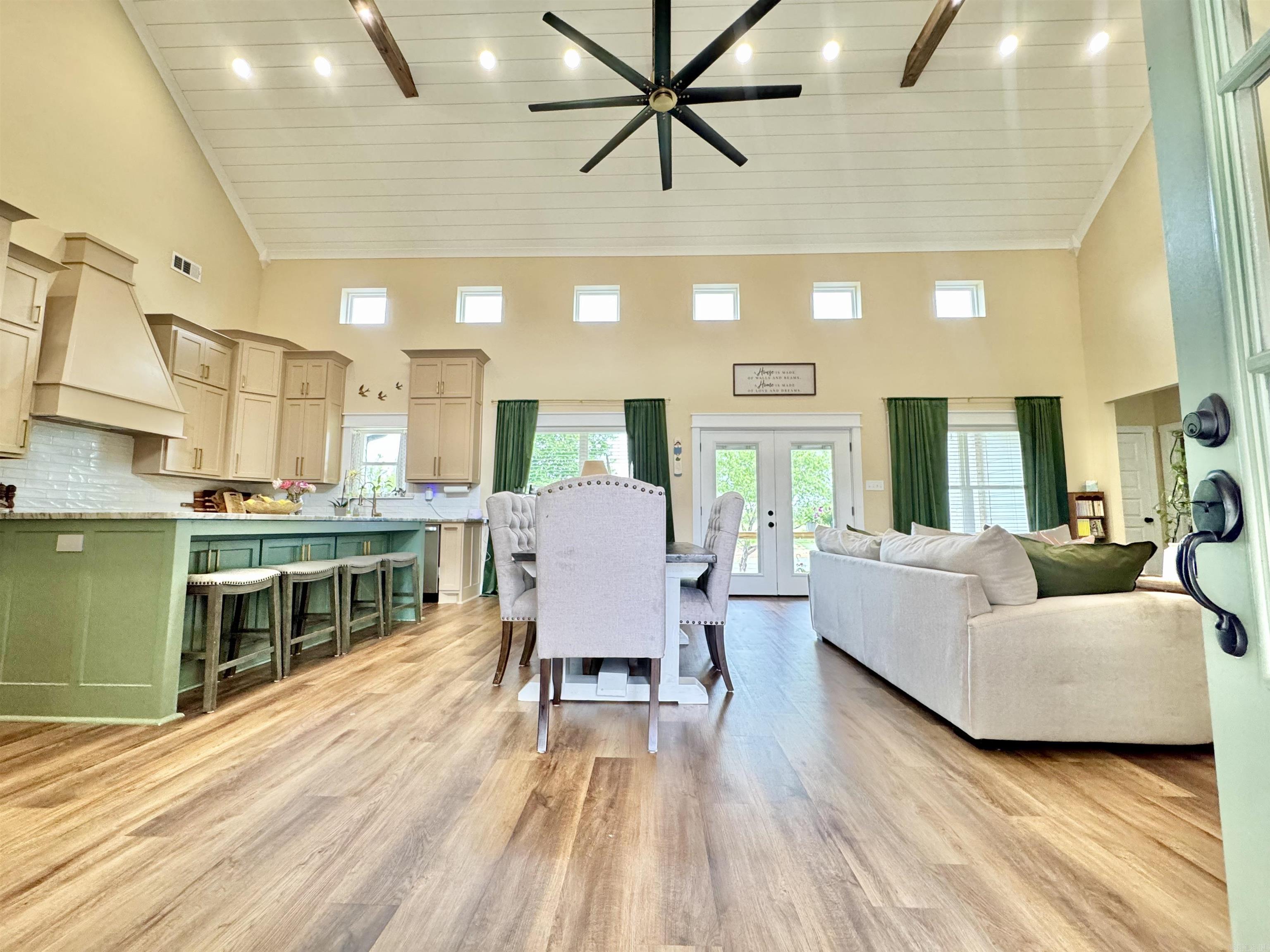 GREYSTONE - Residential